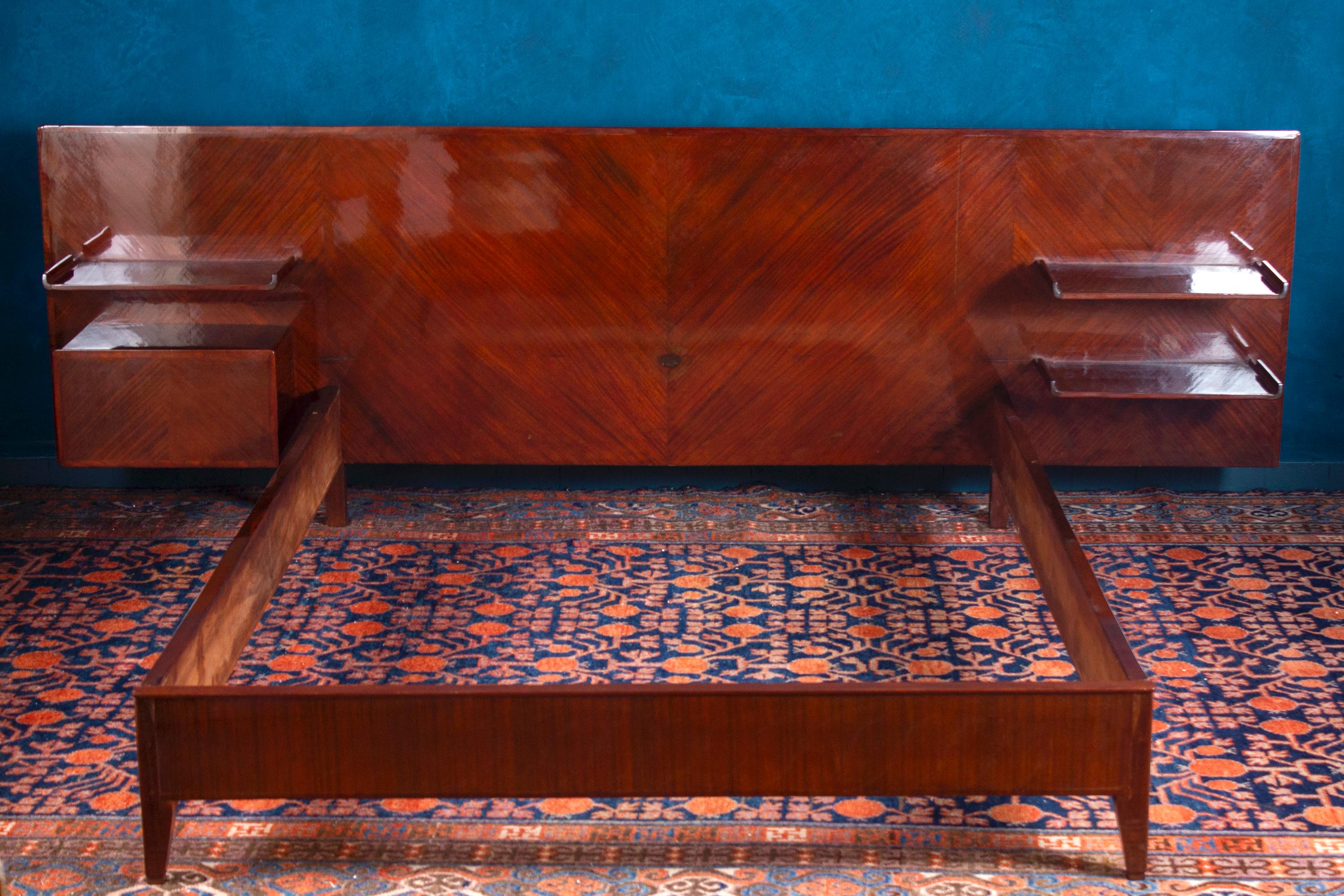Gio Ponti queen bed from 1950' in mahogany with 