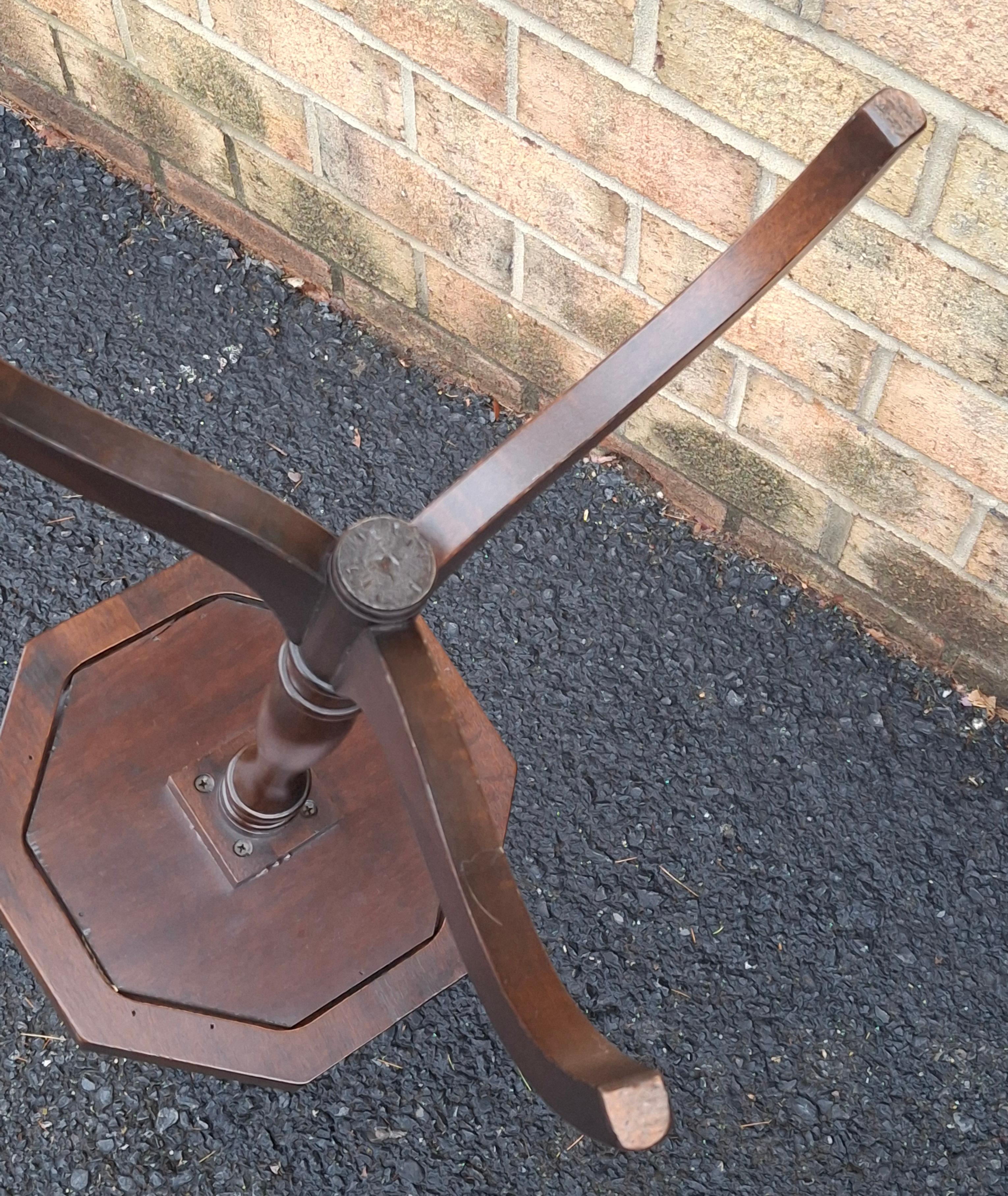 Mid Century Mahogany Spide Legs Octogonal Candle Stand With Brass Tray Top For Sale 2