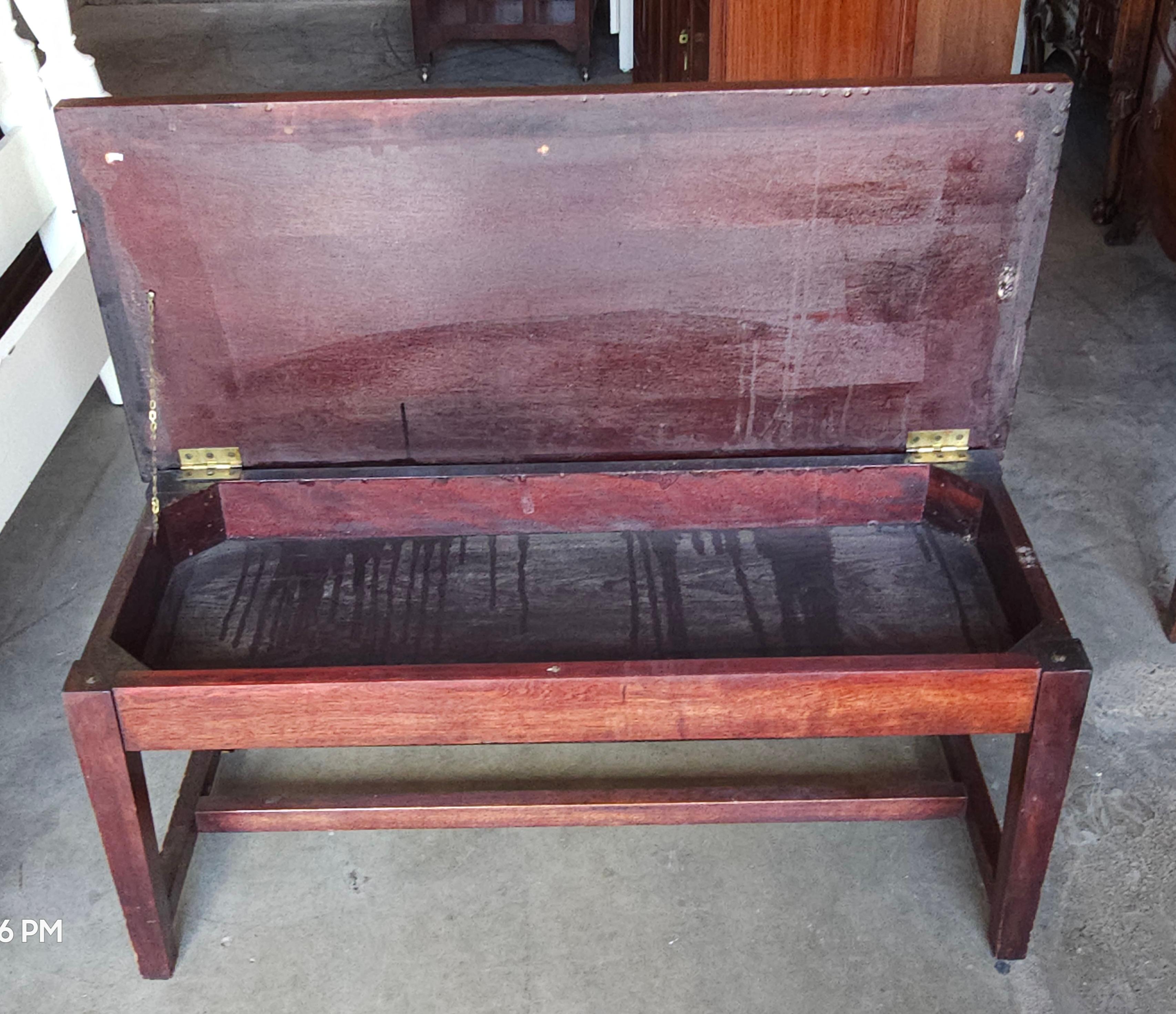 Mid-Century moderno Panchina/tavolino a cavalletto in mogano di metà secolo in vendita