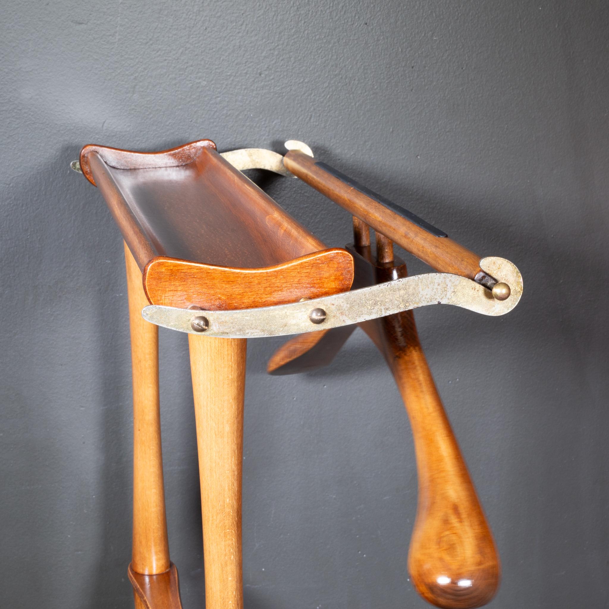 Valet de caoba de mediados de siglo con asiento de junco c.1950s, Italia siglo XX en venta