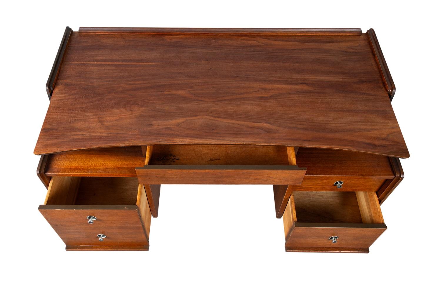 Mid-Century Modern Mid-Century Mainline Hooker Floating Walnut Desk For Sale