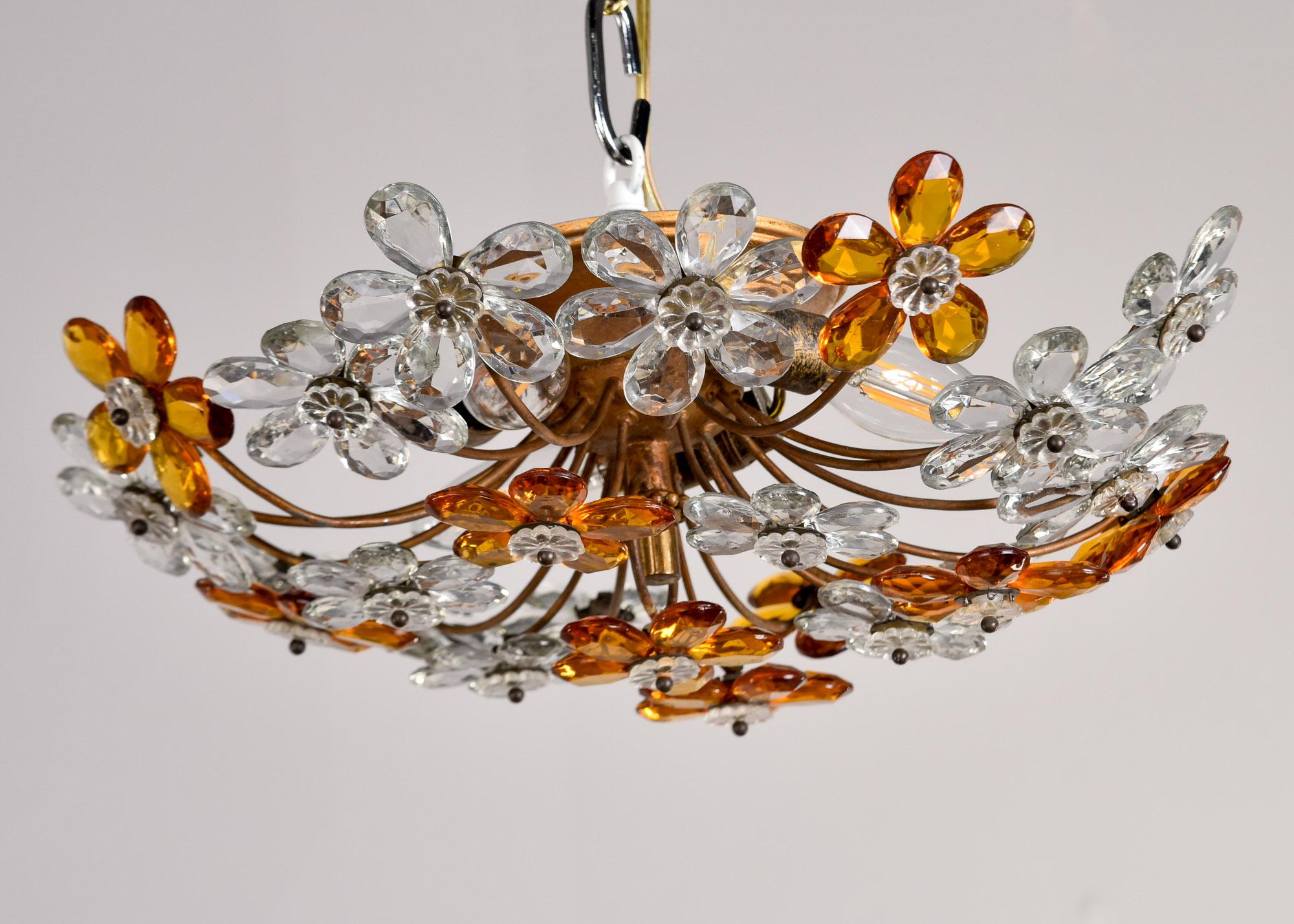 Plafonnier à fleur en cristal de style Maison Bagues du milieu du siècle dernier en vente 1