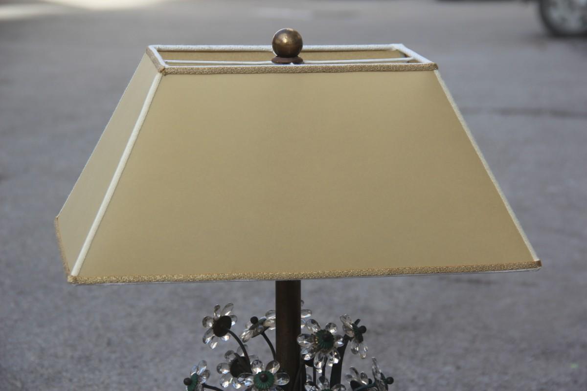 Mid-Century Modern Lampe de bureau française Maison Jansen du milieu du siècle dernier en parchemin de laiton et cristal, design 1950 en vente