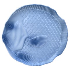 Assiette à poisson en majolique du milieu du siècle Salins Les Bains