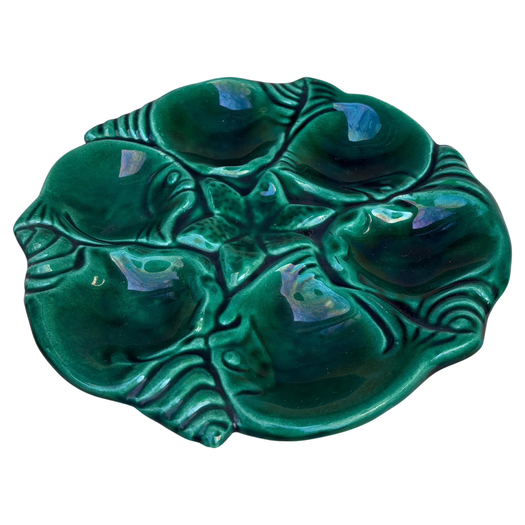 Piatto di ostriche in ceramica verde di metà secolo Vallauris AM, circa 1950.
9 colori disponibili.
rosa, blu navy, giallo, arancione, verde, viola, nero, acqua, rosso.
