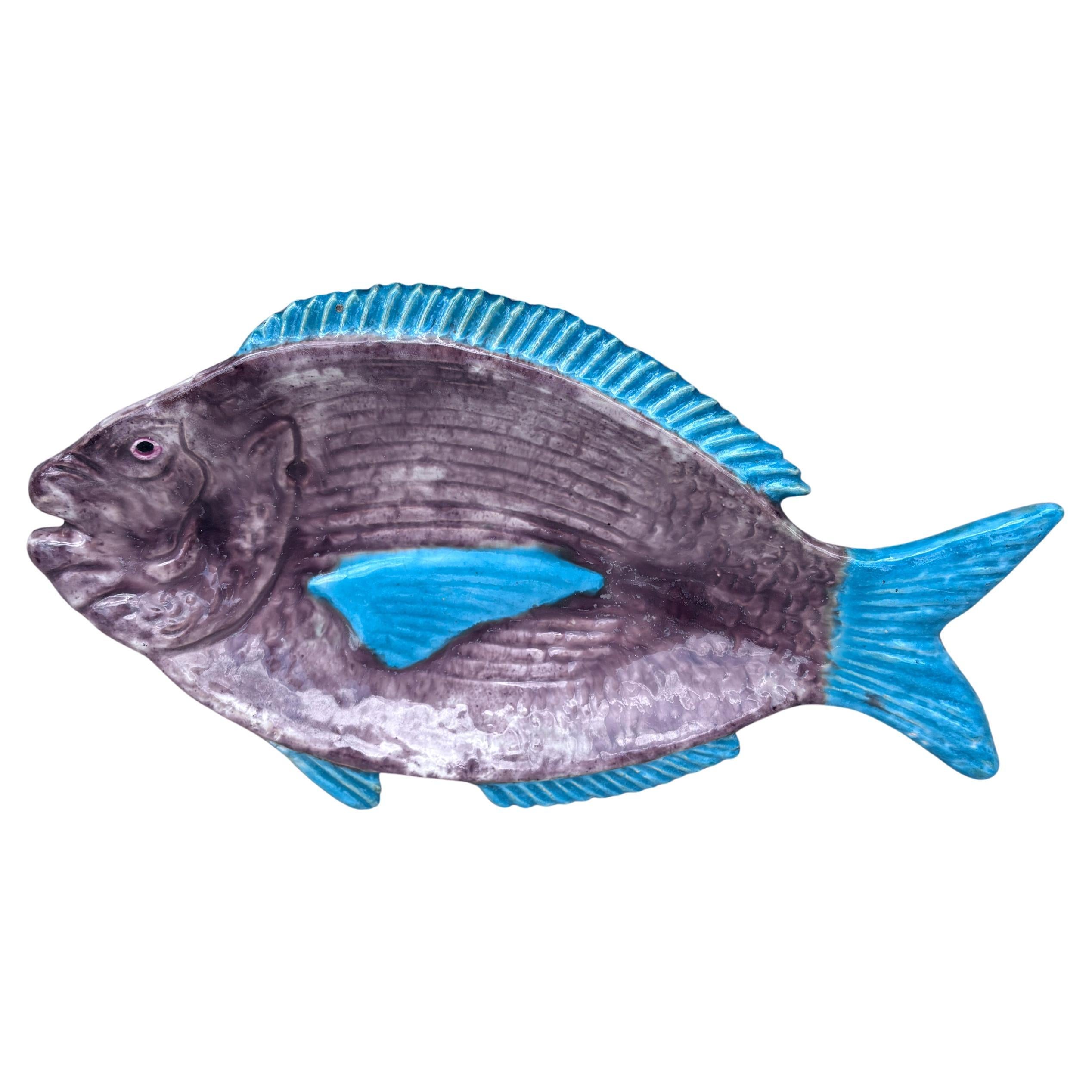Mid-Century Majolica Aqua Oyster Plate Vallauris In Good Condition For Sale In Austin, TX