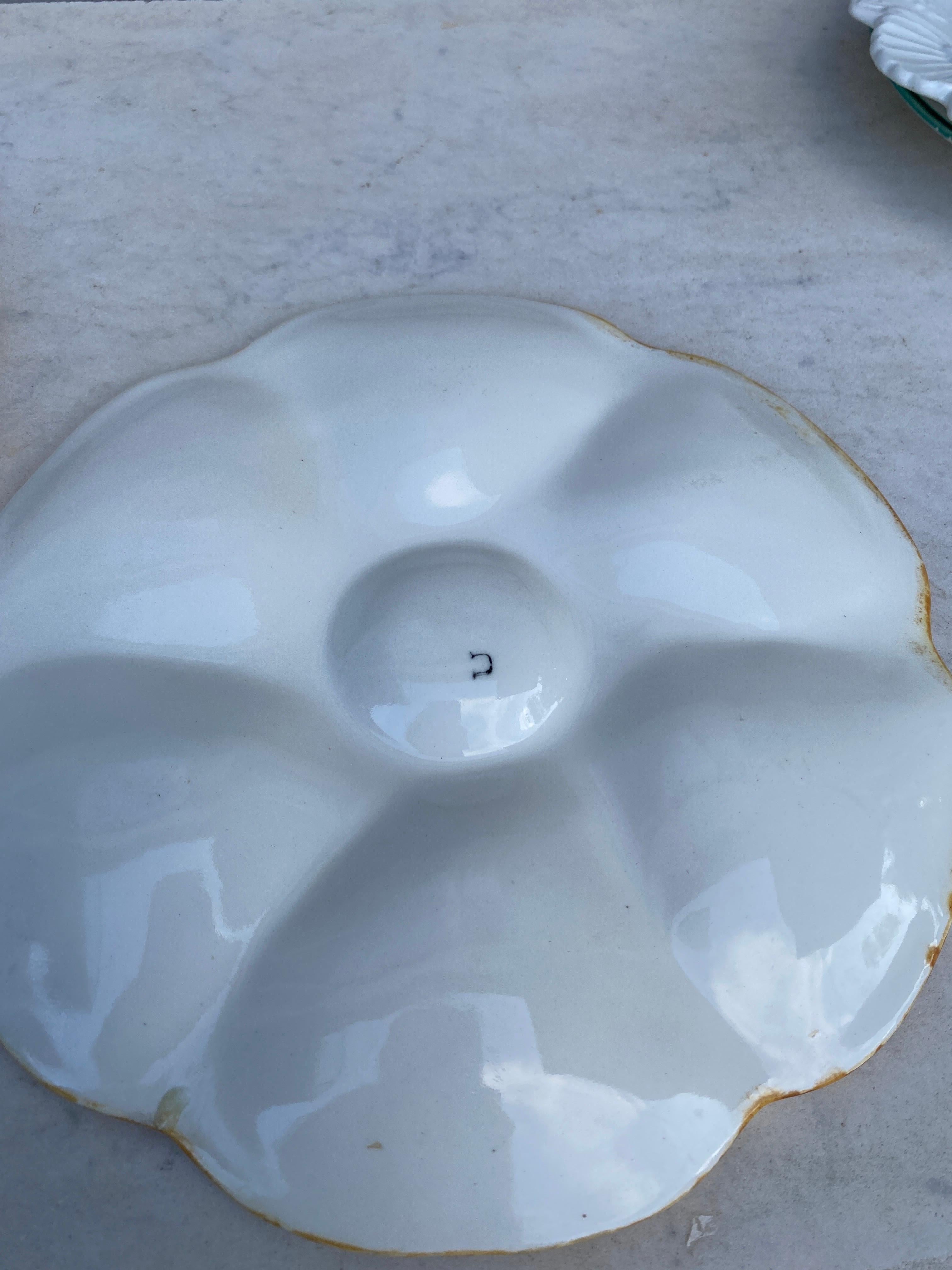 Mid-Century Majolica Yellow Oyster Plate Vallauris In Good Condition For Sale In Austin, TX