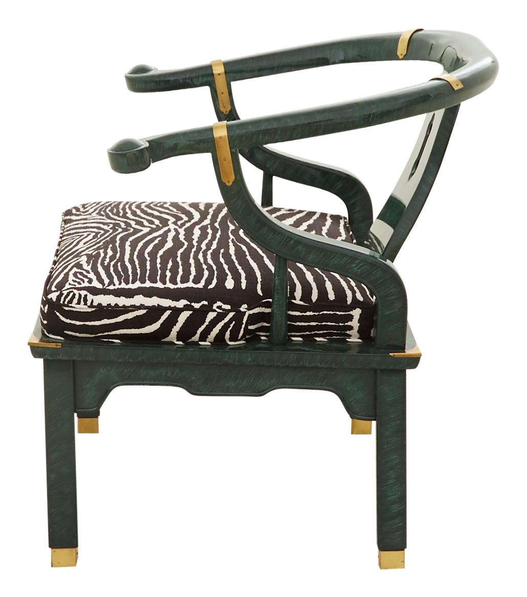 • Mid-20th century
• Lacquered James Mont style Ming chair
• Malachite finish
• Reupholstered in Brunschwig & Fils black le zebre 100% linen fabric
• American

Dimensions:
• Overall 27.25