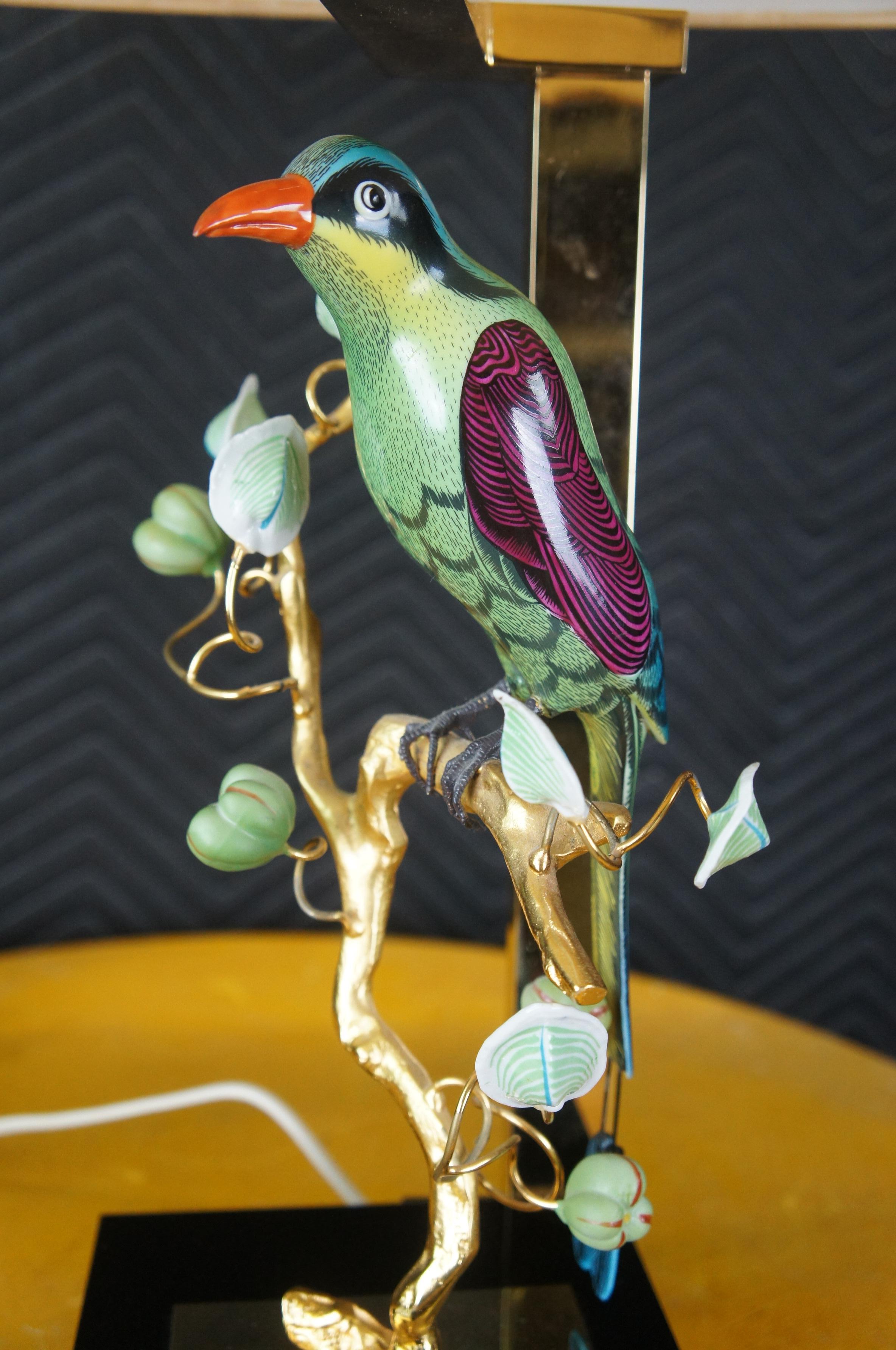 Midcentury Mangani Oggetti Gold Plated Italian Sculptural Porcelain Parrot Lamp For Sale 1