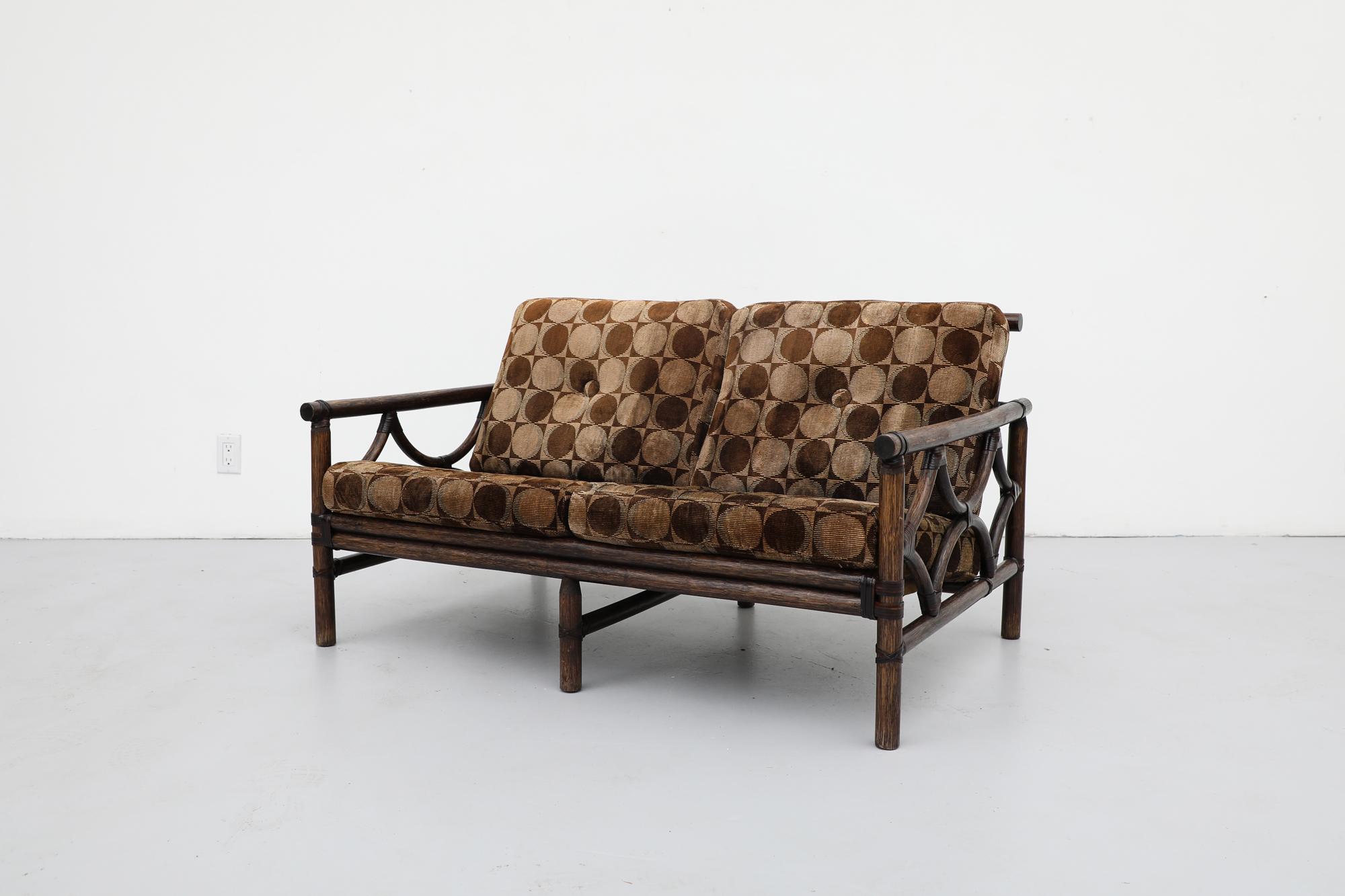 Midcentury Manou Bamboo Loveseat m/ Brown Original Verner Panton Style Cushions (Moderne der Mitte des Jahrhunderts) im Angebot