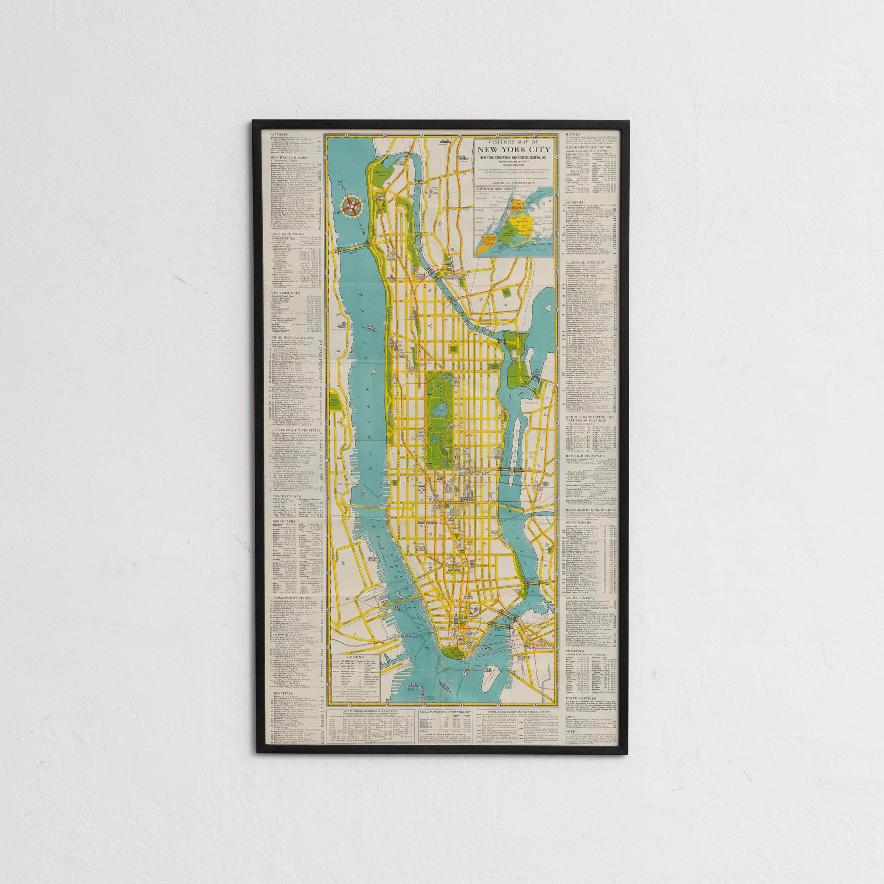 Mid-Century Map of New York, Framed in Black Lacquered Wood

Beautiful mid-century printed map of New York, showcasing the city’s iconic grid and urban layout with vintage charm and timeless appeal.

The map remains in original condition, with minor