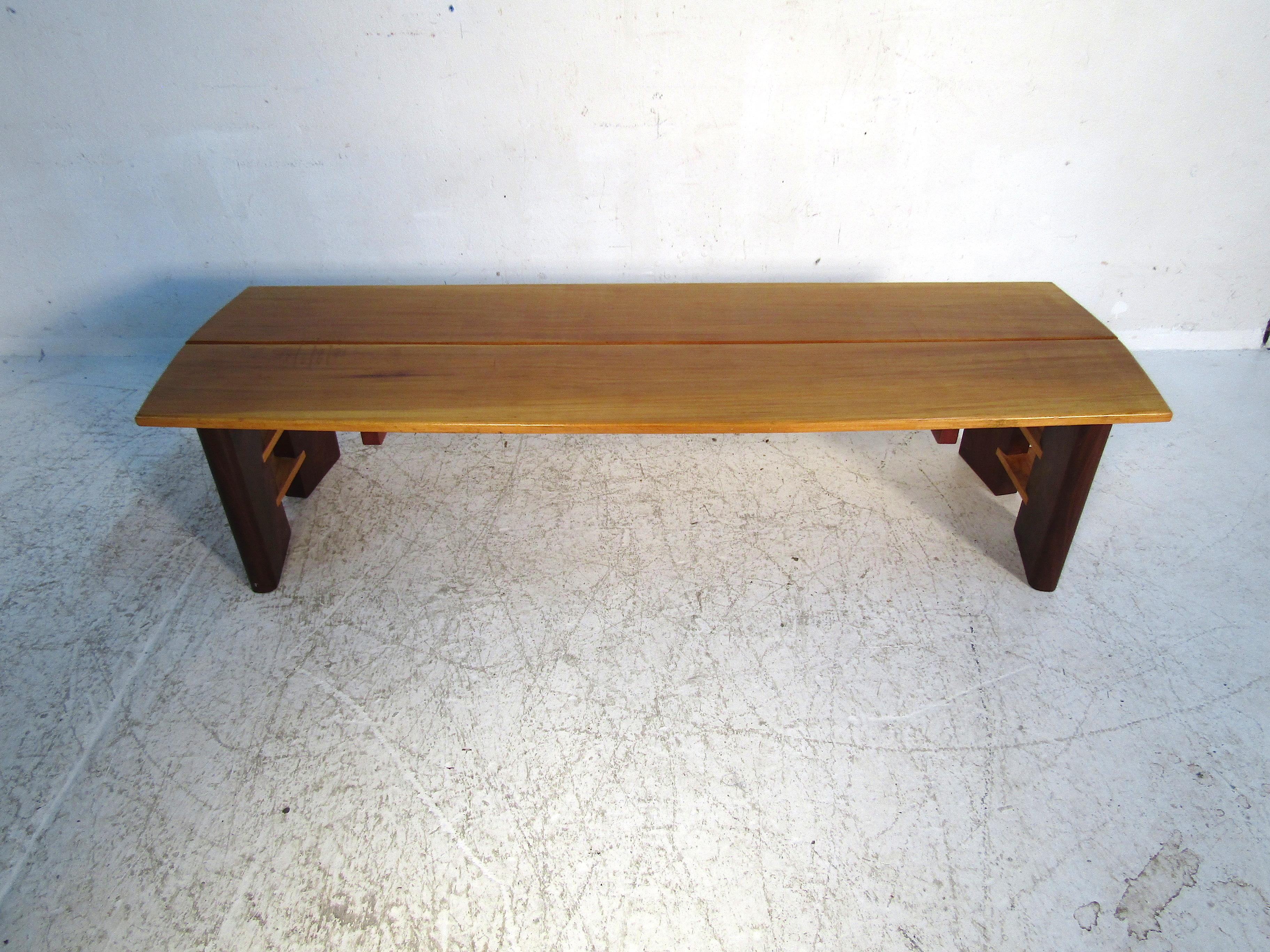 Midcentury Maple and Walnut Coffee Table For Sale 2