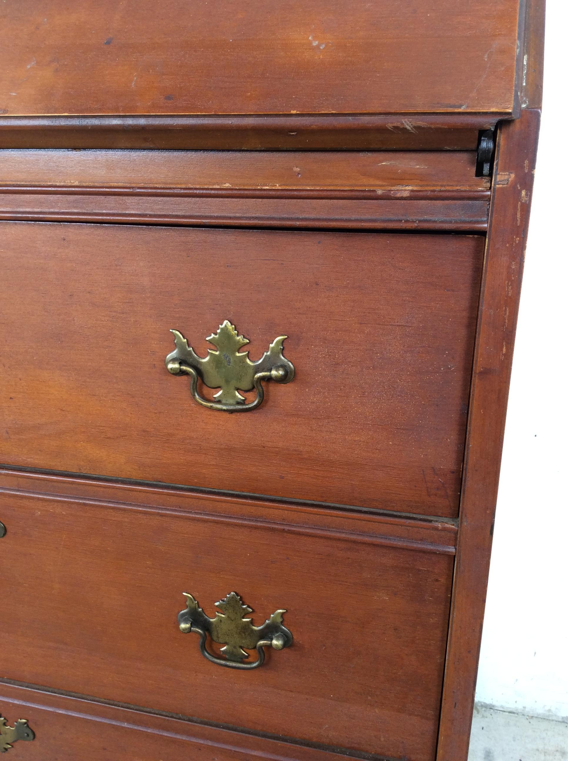 Mid Century Maple Drop Front Secretary Writing Desk im Angebot 4