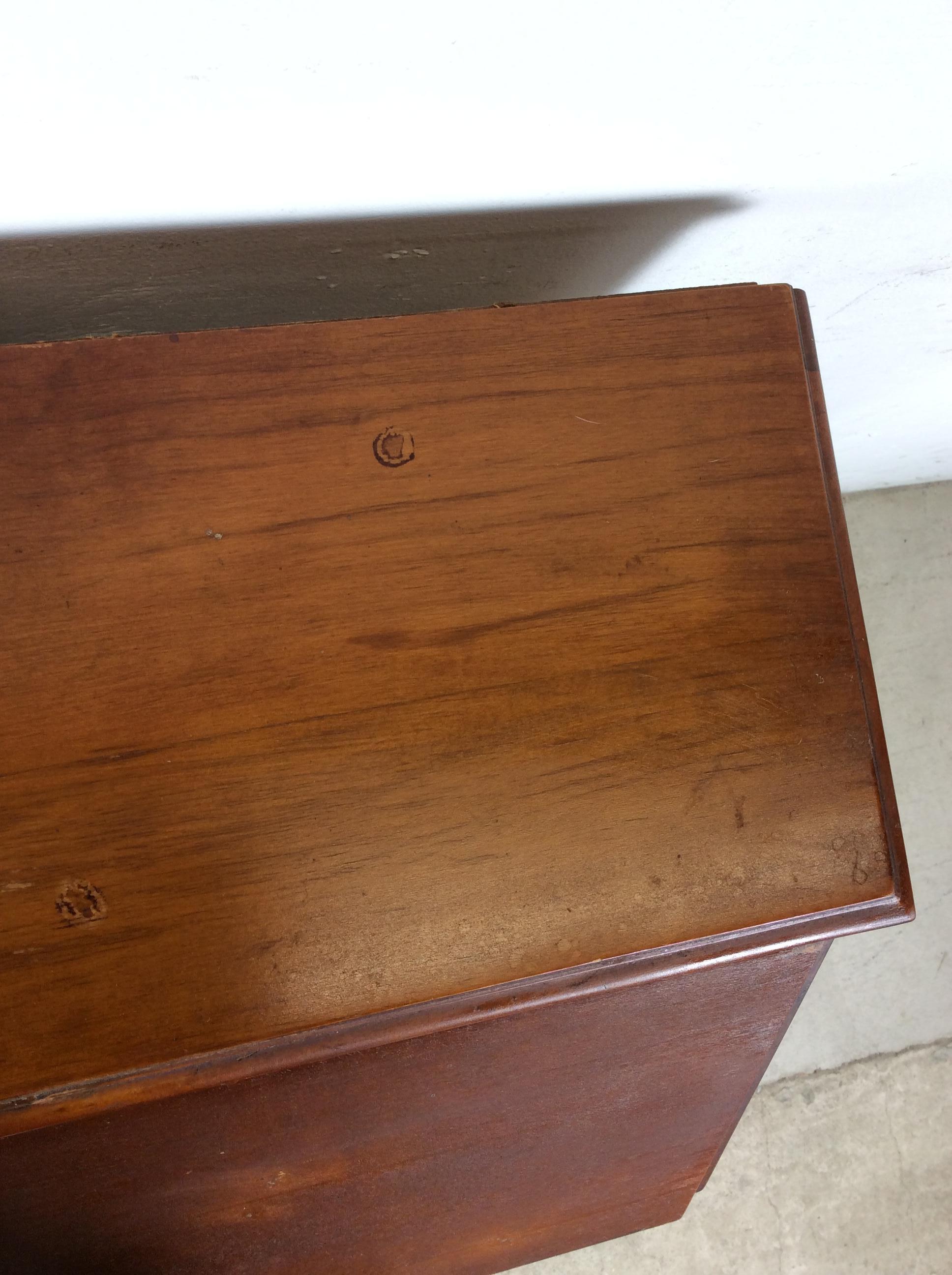 Mid Century Maple Drop Front Secretary Writing Desk (American Arts and Crafts) im Angebot