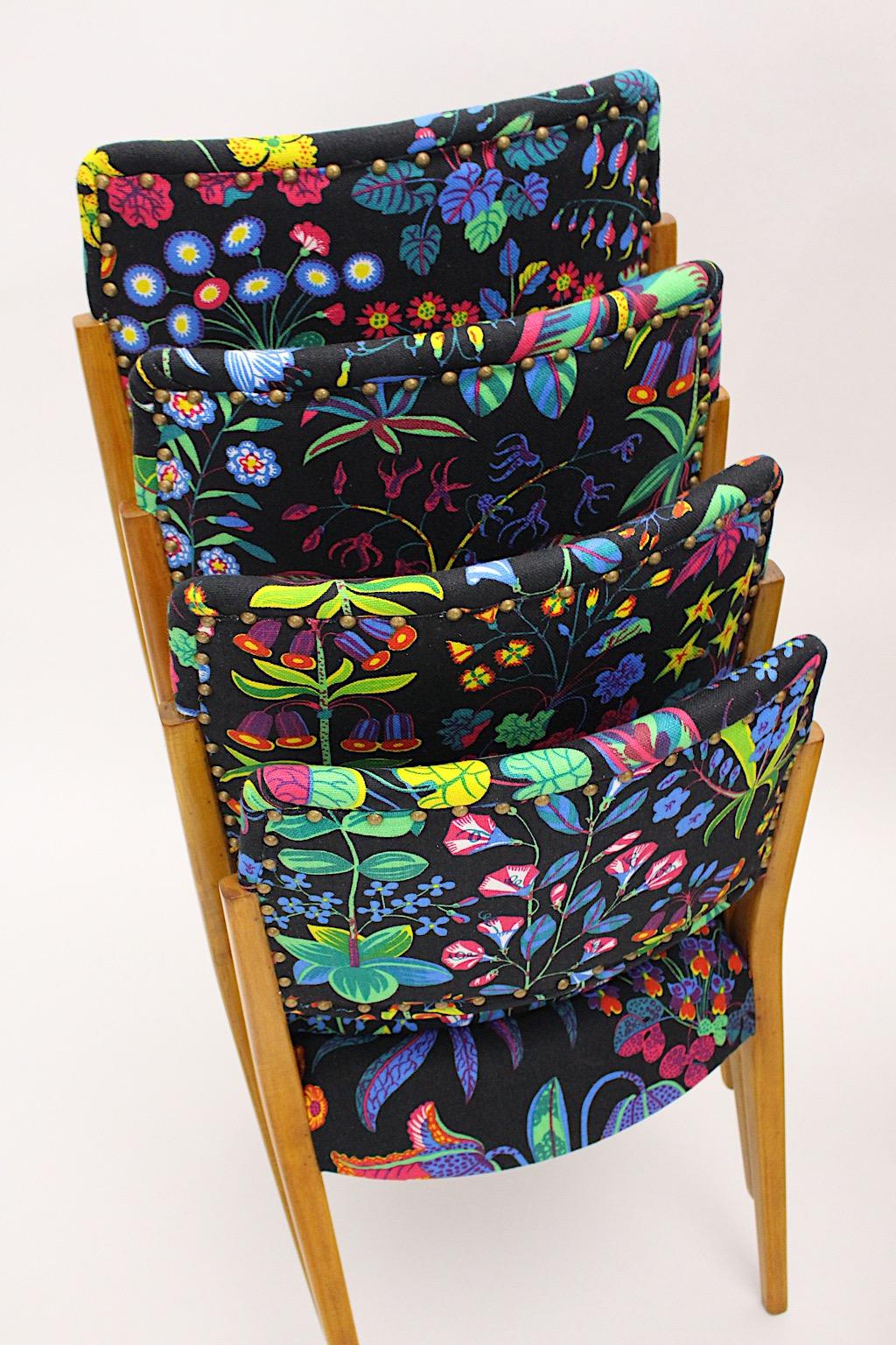 Modernist Maple Josef Frank Fabric Eight Dining Chairs Karl Schwanzer, 1950s For Sale 9