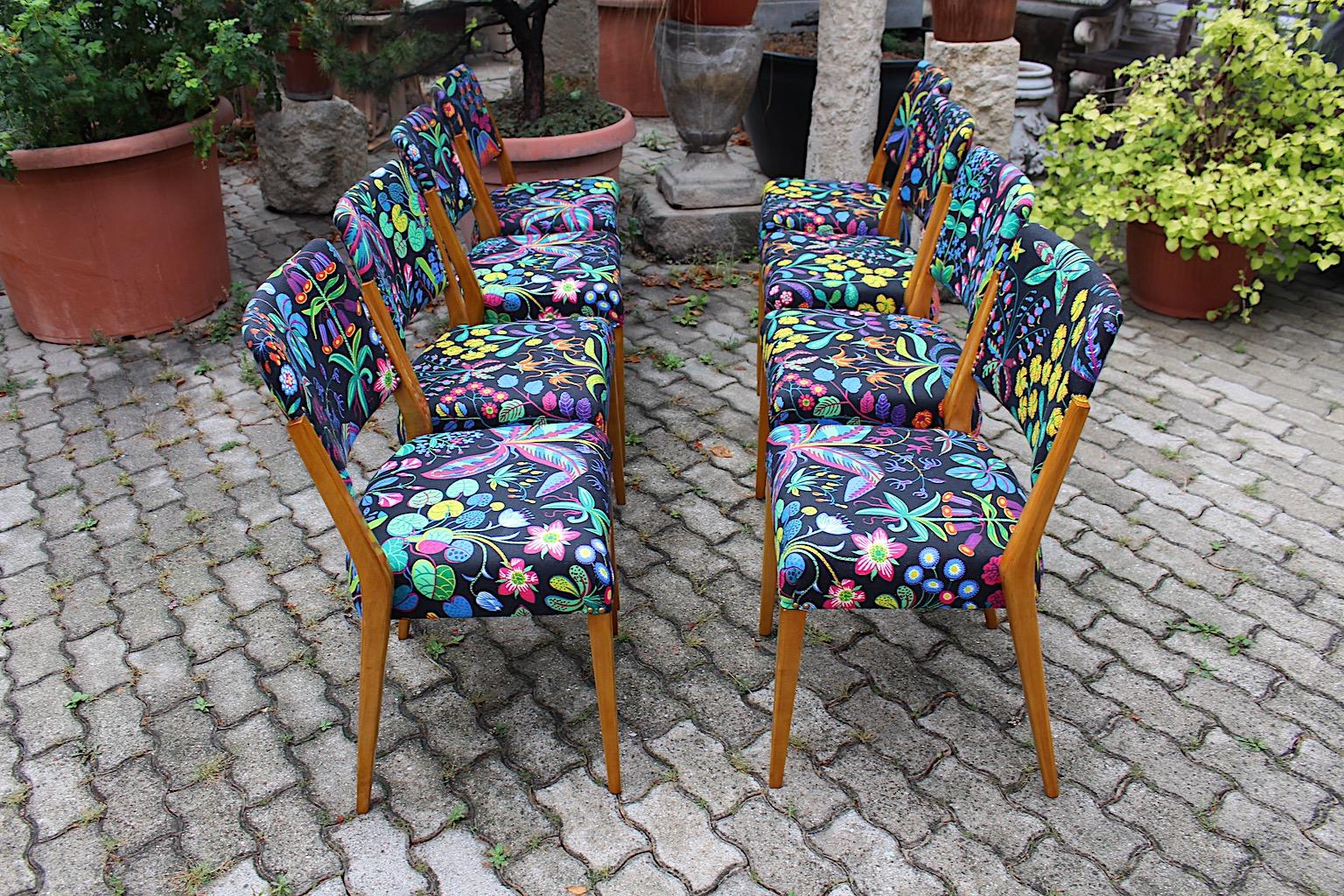 Modernist Maple Josef Frank Fabric Eight Dining Chairs Karl Schwanzer, 1950s For Sale 1