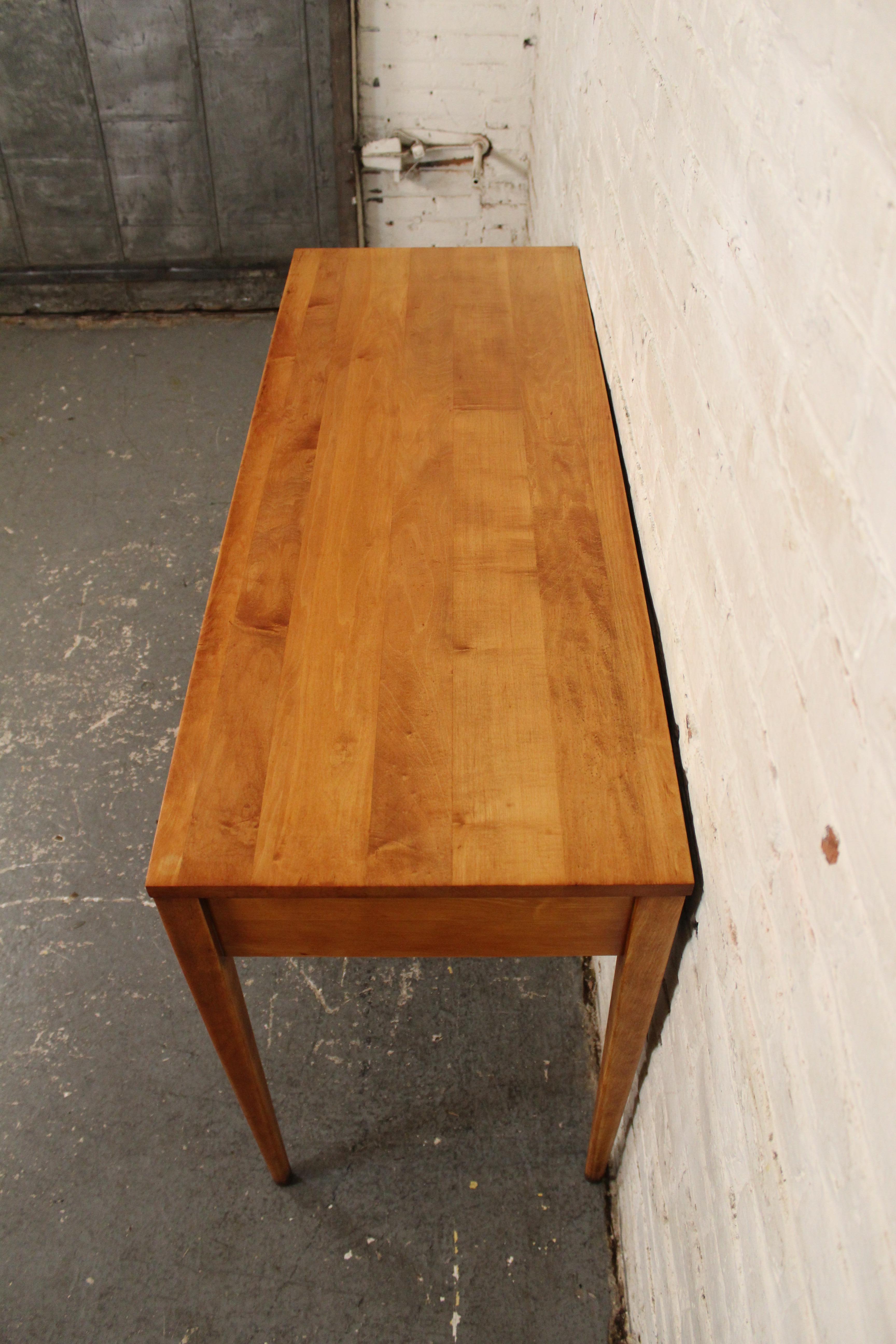 Mid-Century Maple 