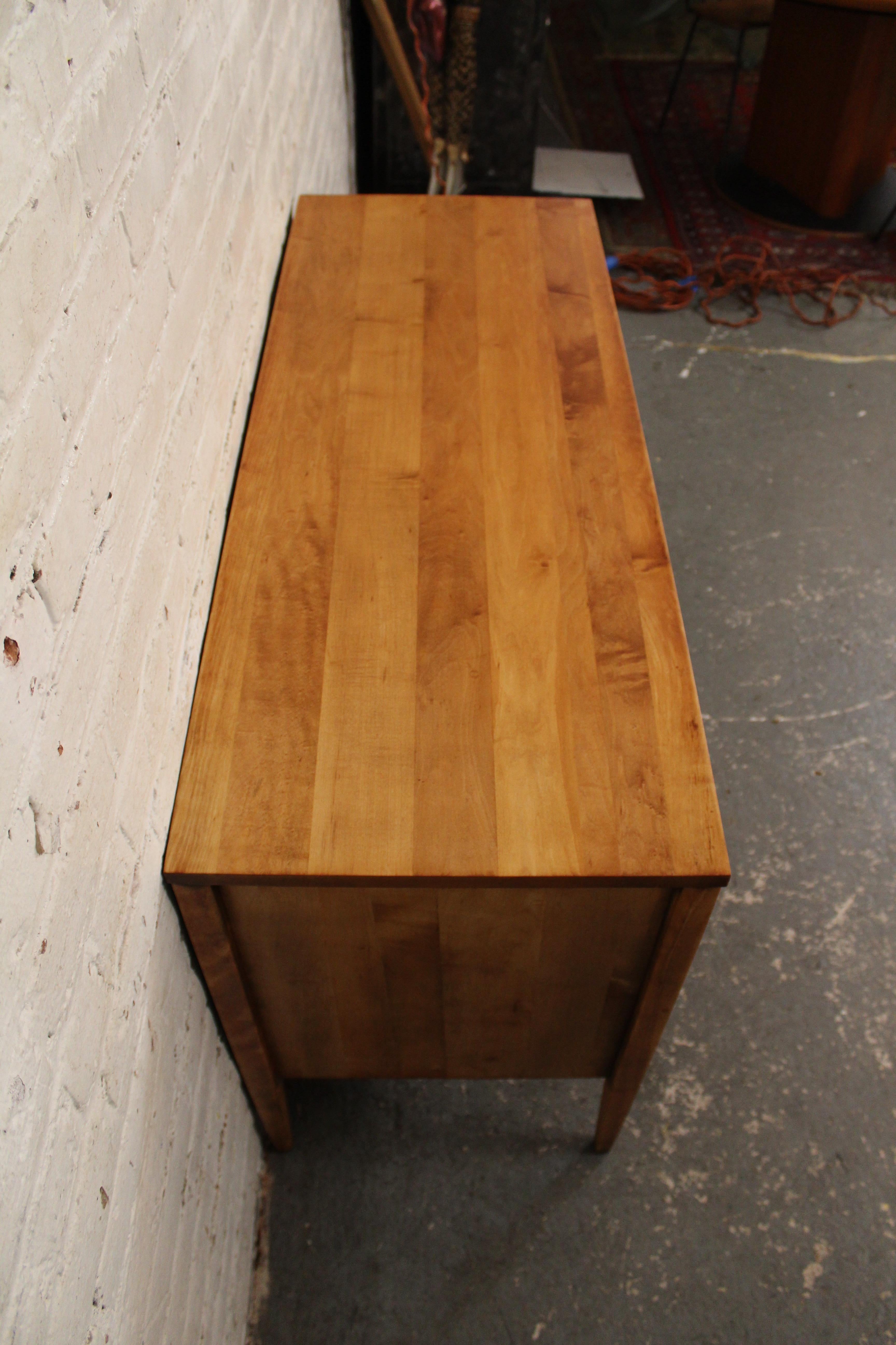 Mid-Century Maple 
