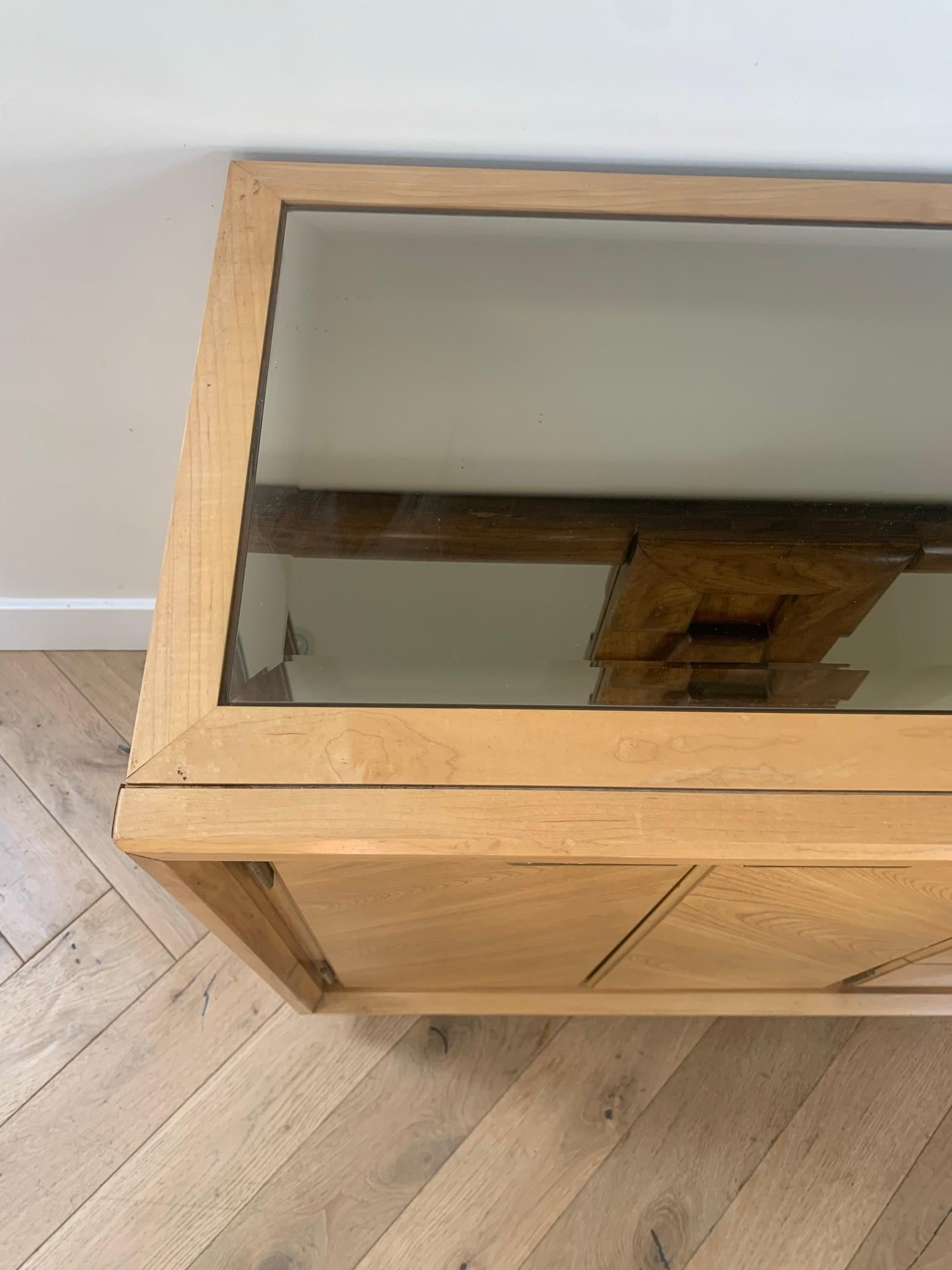 Mid Century Maple Wood Credenza with Smoked Glass Top Inlay by Stanley 10