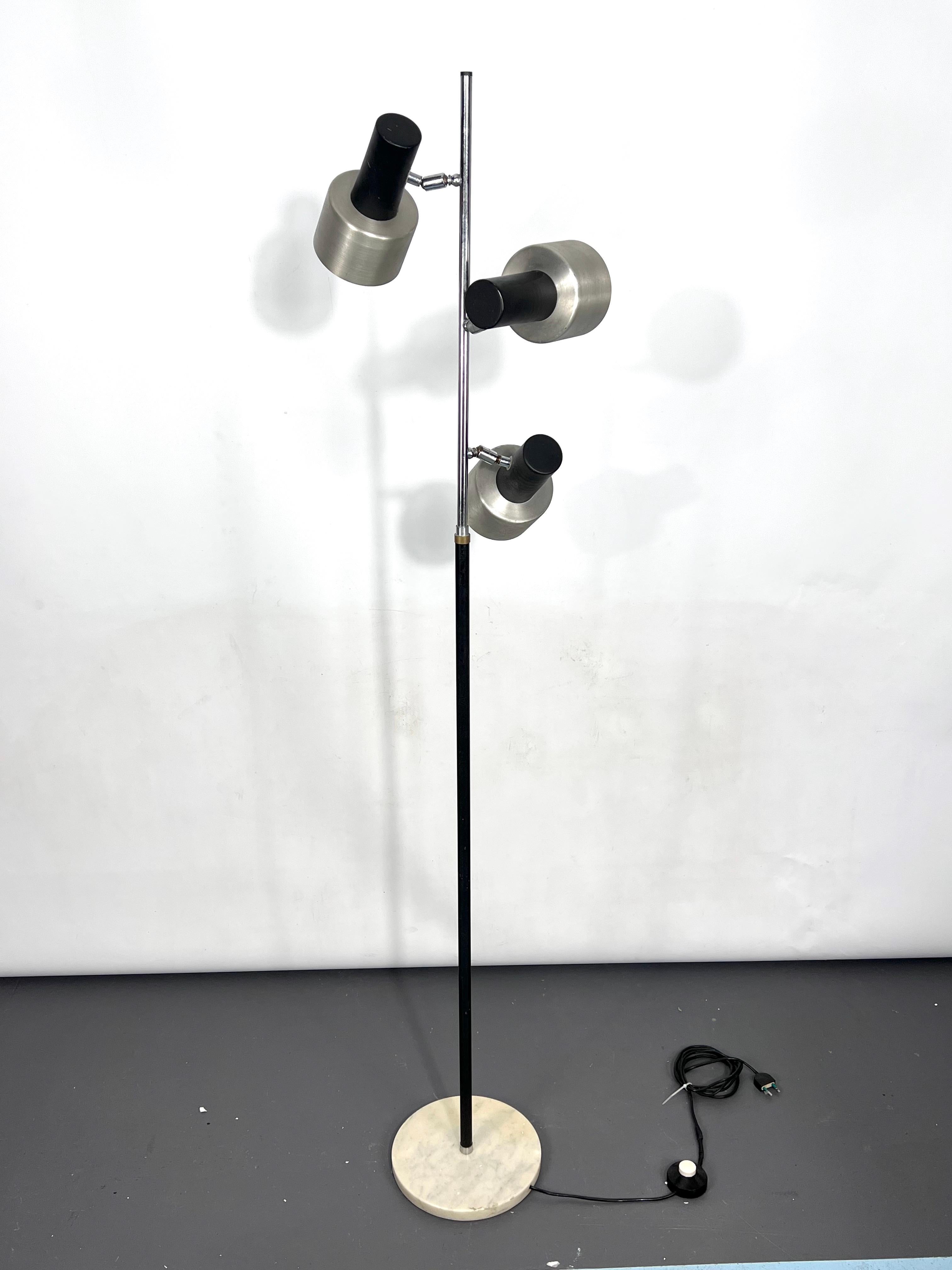 Mid-Century Marble and Metal Three Arms Floor Lamp, Italy, 1960s For Sale 1