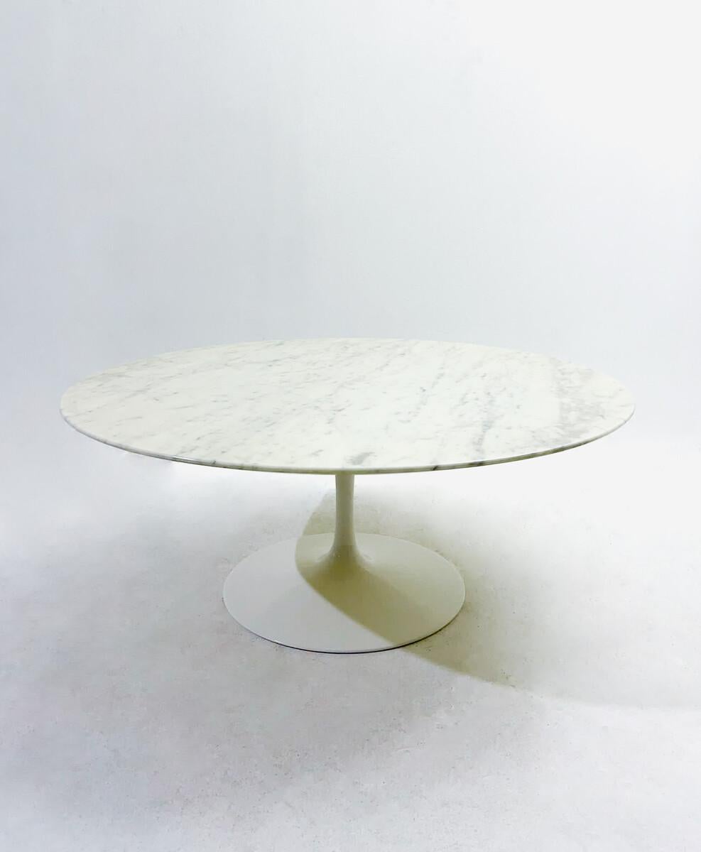Mid-Century Modern Marble Coffee Table by Eero Saarinen for Knoll International, 1960s