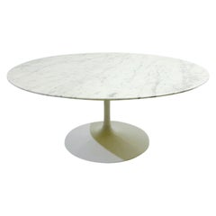 Table basse en marbre du milieu du siècle dernier d'Eero Saarinen pour Knoll International, années 1960