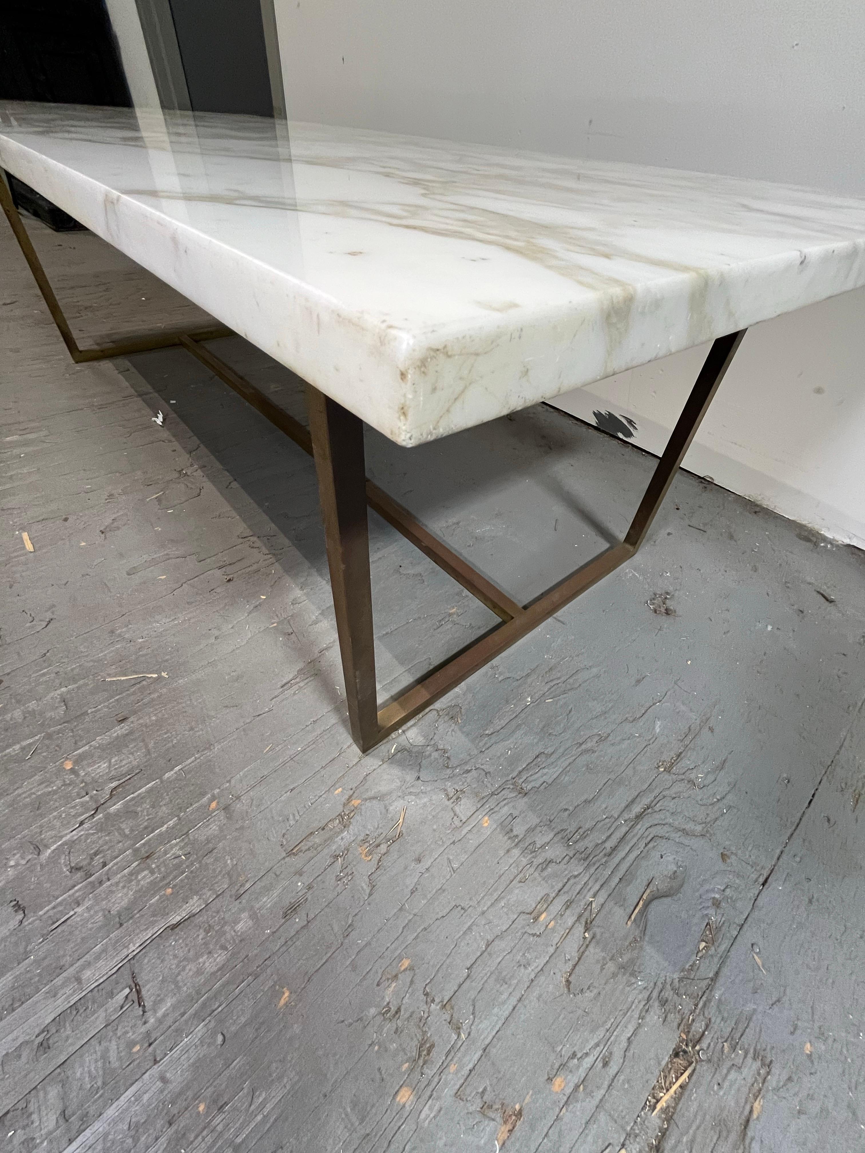 Table basse en marbre du milieu du siècle Bon état - En vente à W Allenhurst, NJ