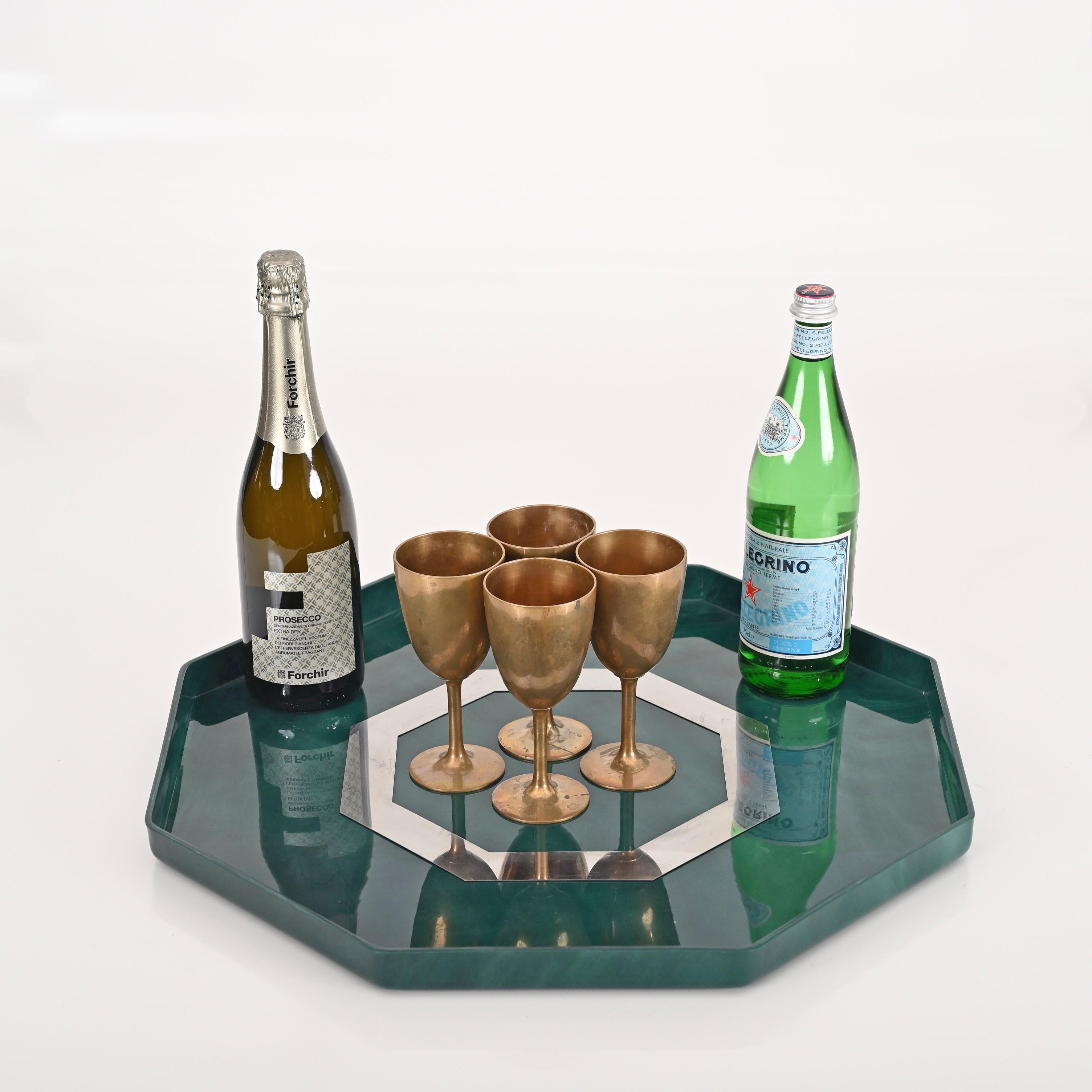 Midcentury Marble Effect Lucite and Steel Octagonal Serving Tray, Italy, 1980s In Good Condition For Sale In Roma, IT