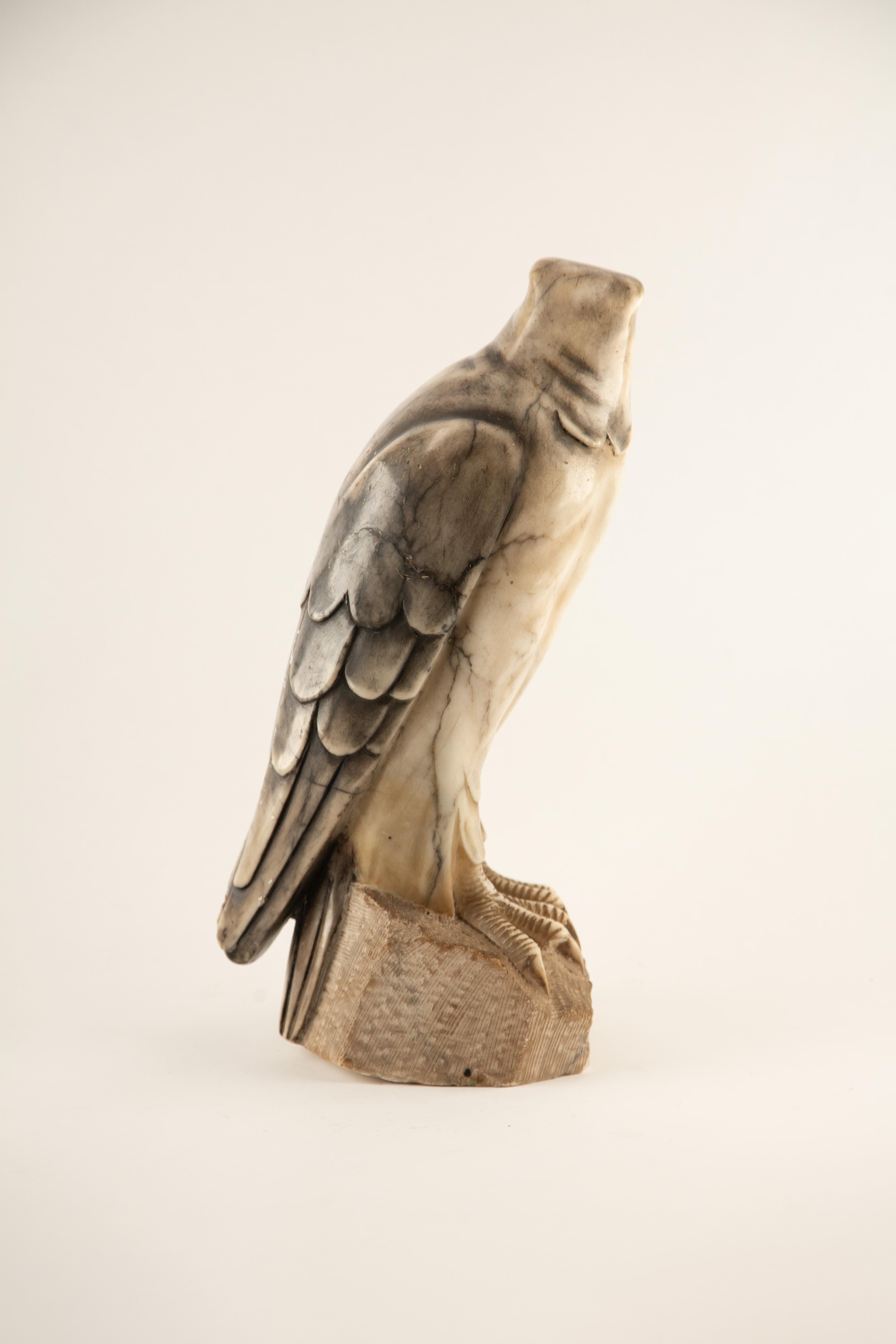 Marbre Falcon en marbre de France du milieu du siècle. en vente