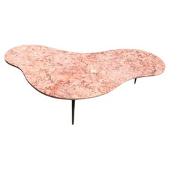 Mesa de centro biomórfica con tapa de mármol Mid Century
