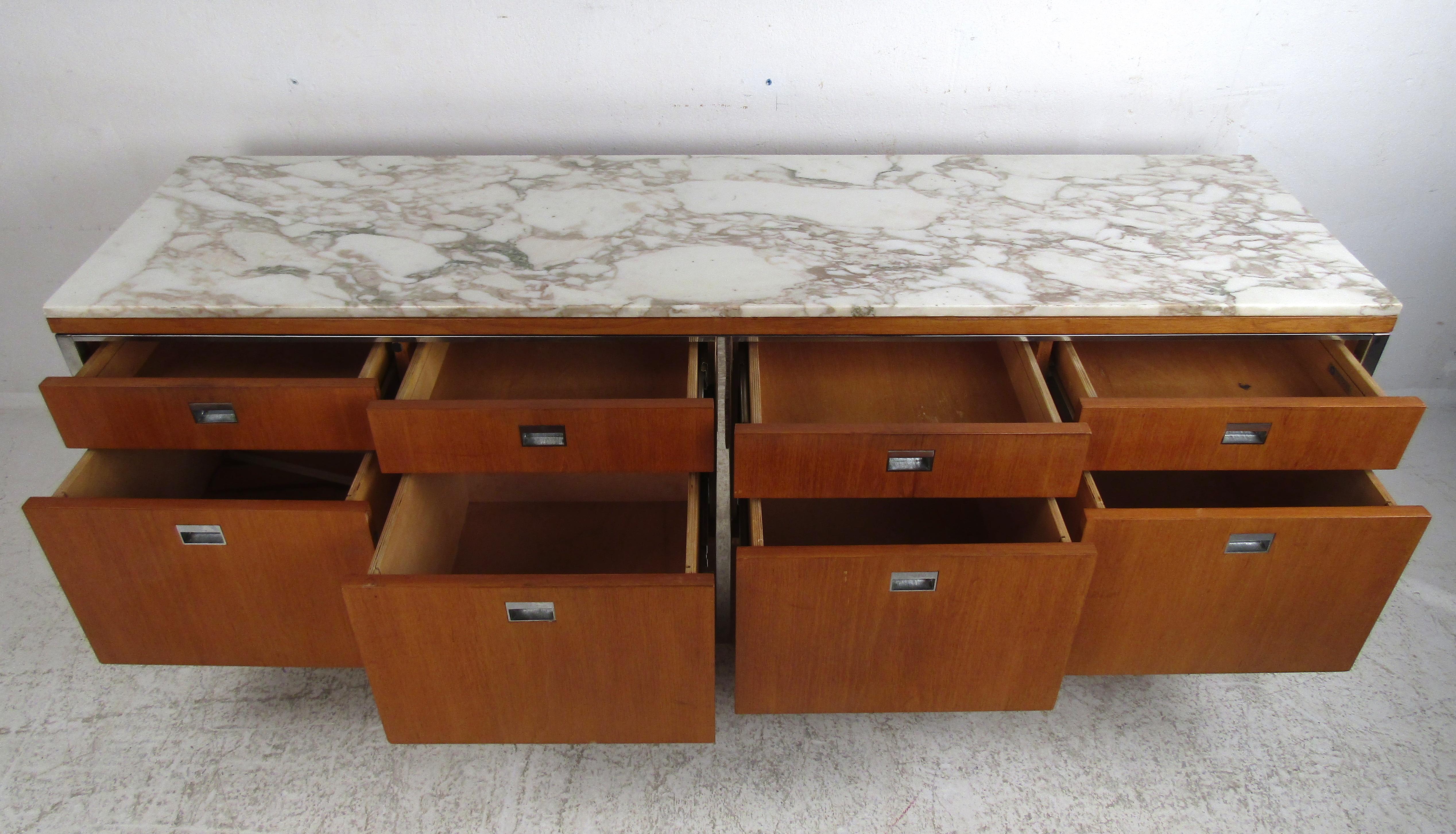 North American Midcentury Marble-Top Dresser by Gordon Bunshaft