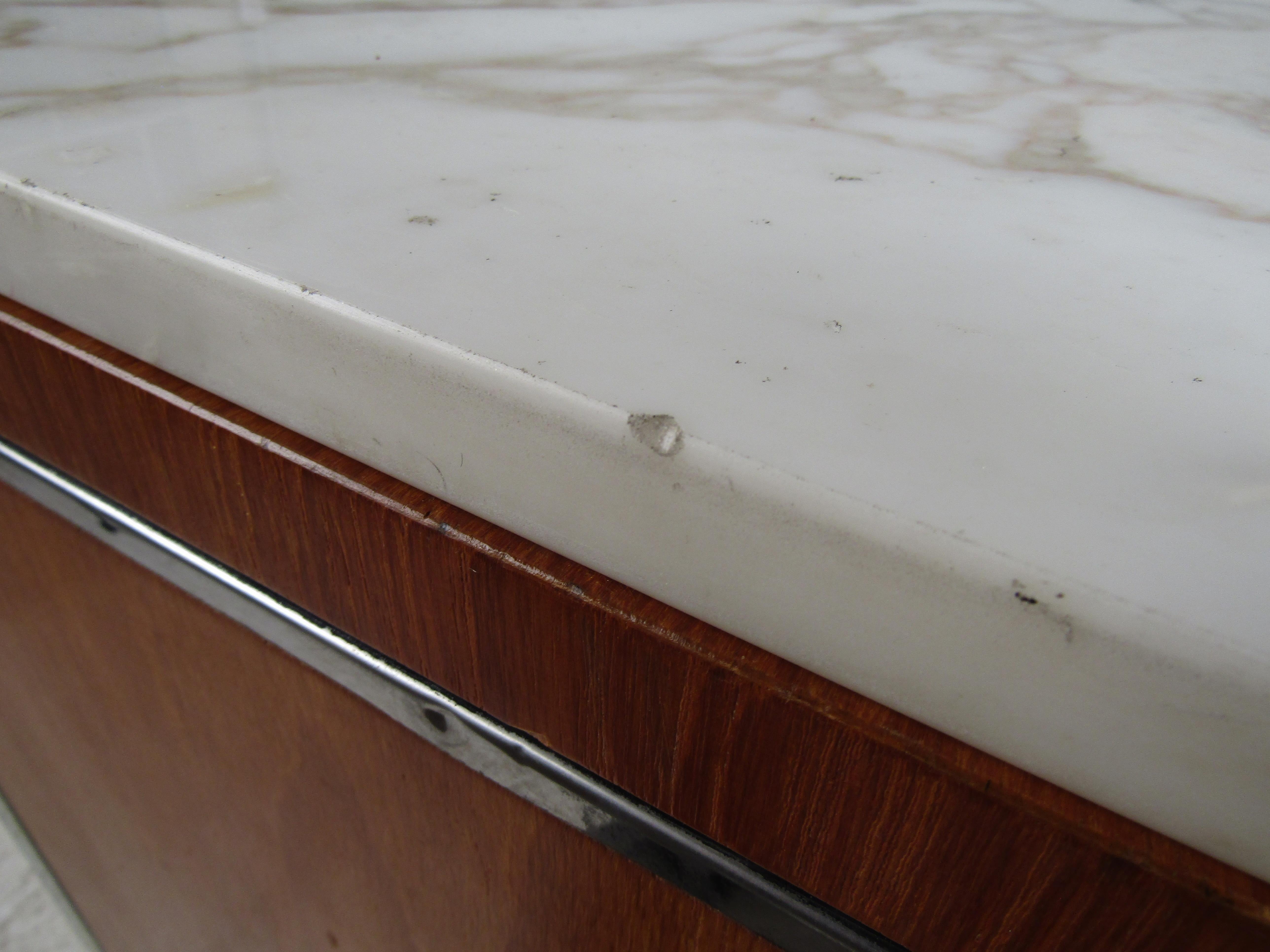 Midcentury Marble-Top Dresser by Gordon Bunshaft 2