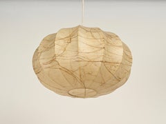 Beigefarbene „Cocoon“-Hängeleuchte im Mid-Century-Stil von Castiglioni, Italien, 1960er Jahre