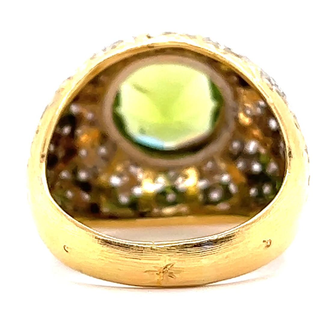 Mid Century Mario Buccelatti Italian Peridot Diamond 18 Karat Gold Dome Ring In Excellent Condition In Beverly Hills, CA