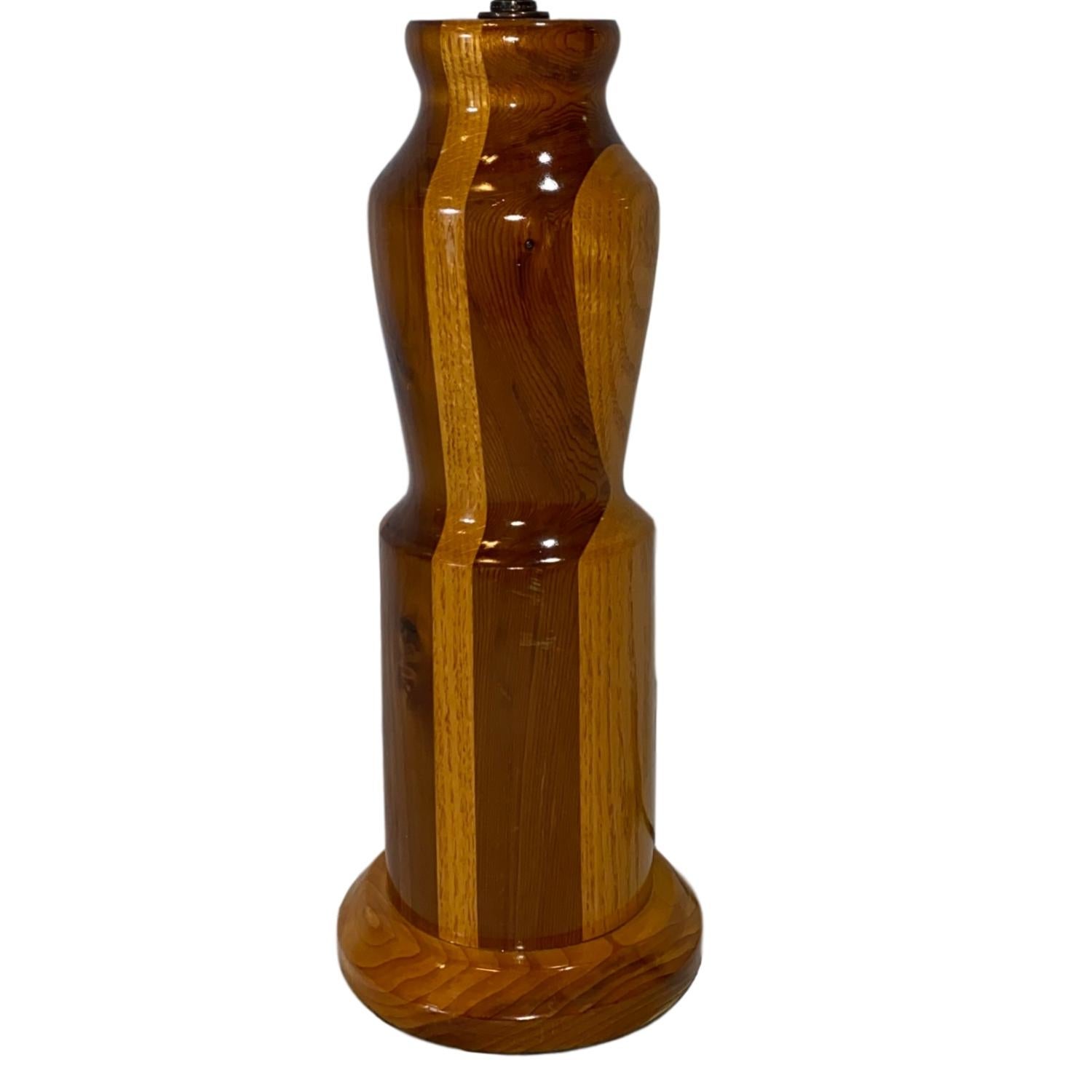 Italian Midcentury Marquetry Single Table Lamp For Sale