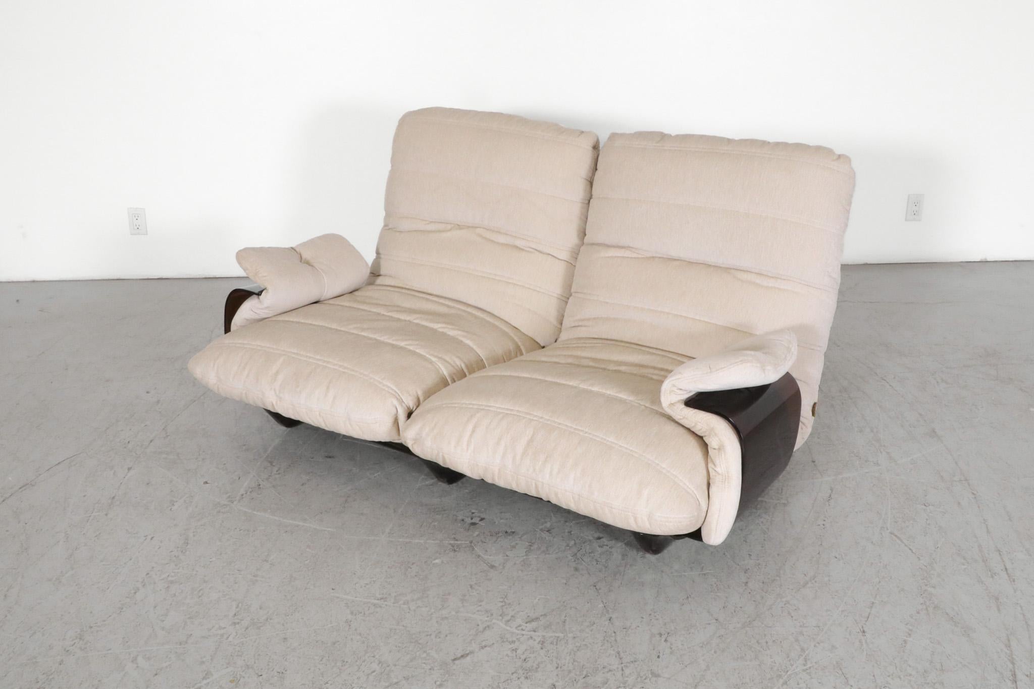 Loveseat Marsala de New Chenille par Michel Ducaroy pour Ligne Roset, milieu du siècle dernier 10