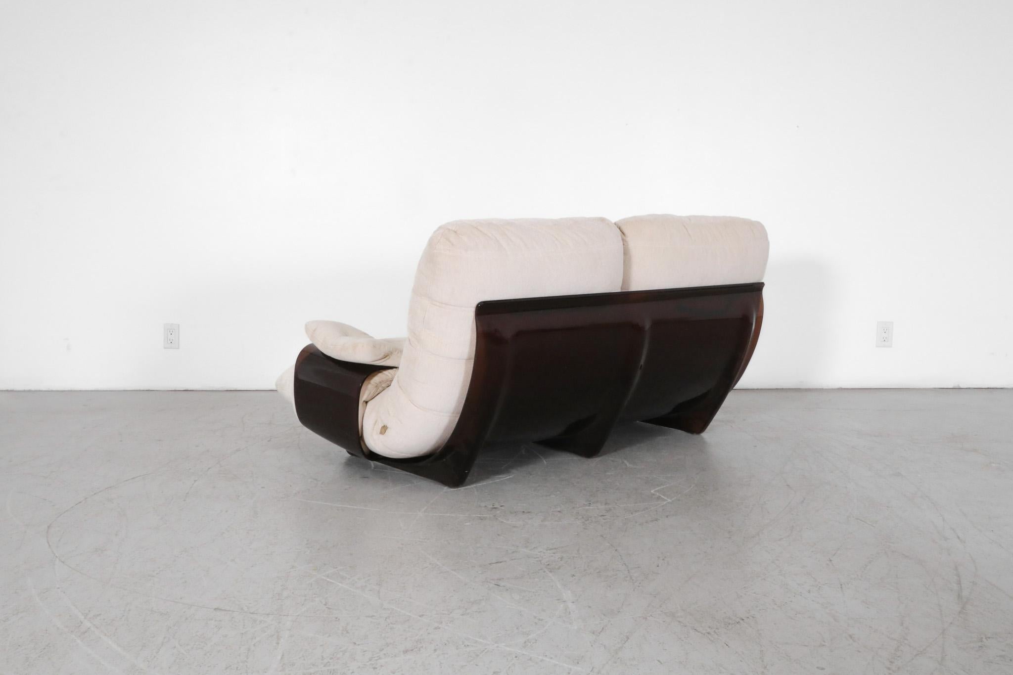Mid-Century Modern Loveseat Marsala de New Chenille par Michel Ducaroy pour Ligne Roset, milieu du siècle dernier