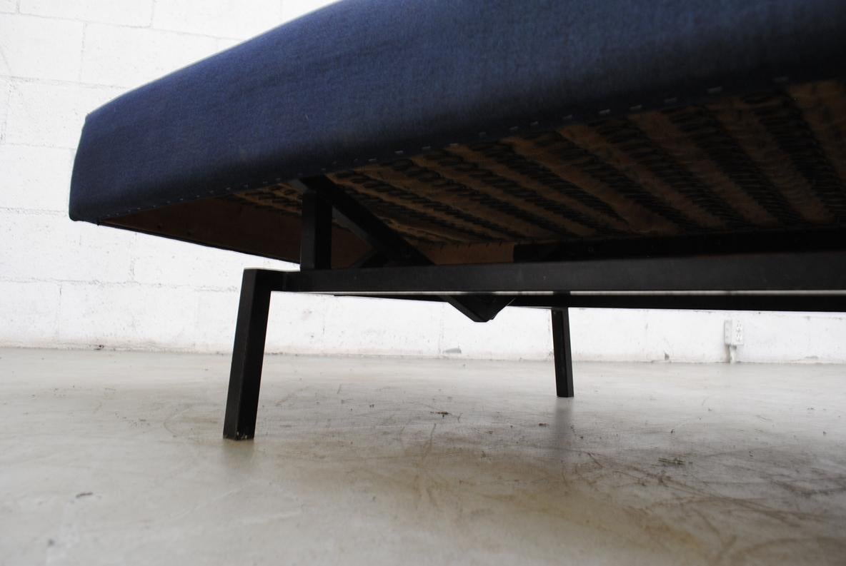 Mid-Century Martin Visser Streamline Sleeper Sofa with Blue Upholstery 1
