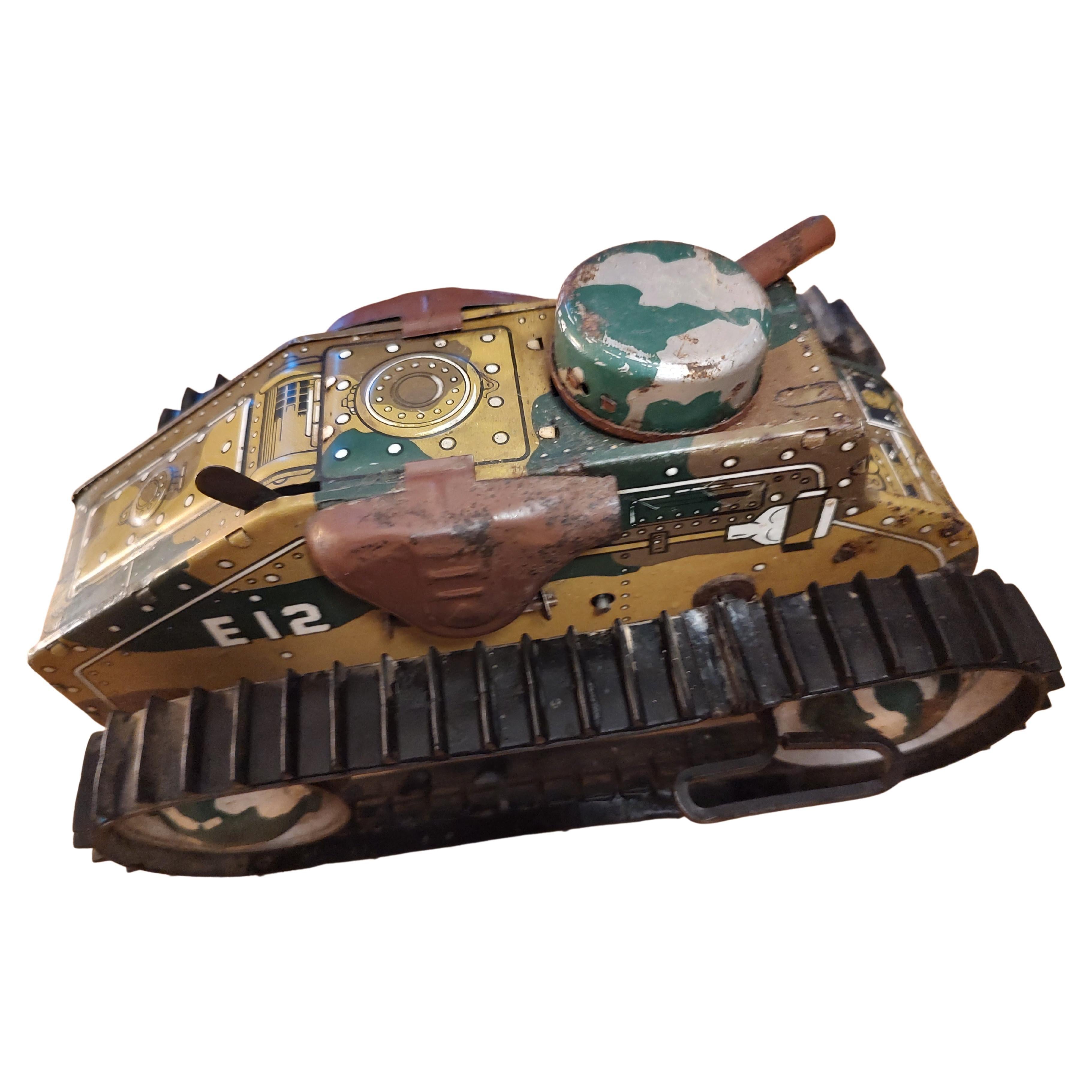 Mid Century Marx Tin Litho Windup WWII Tank