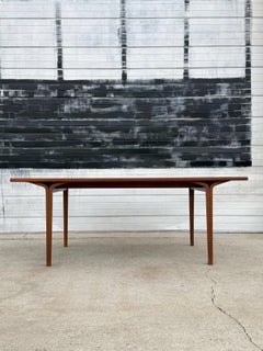 Massiver Esstisch aus der Jahrhundertmitte von Bill Stephens für Knoll