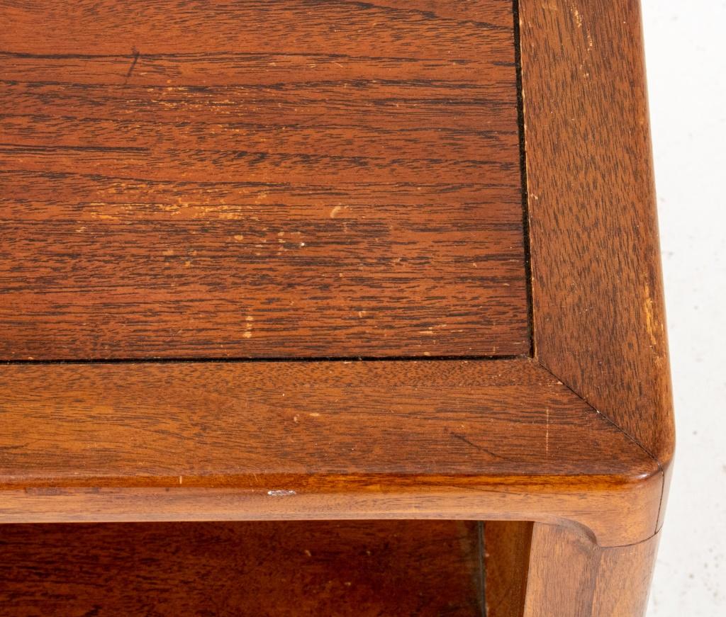 Table de lampe en bois Mastercraft du milieu du siècle en vente 1