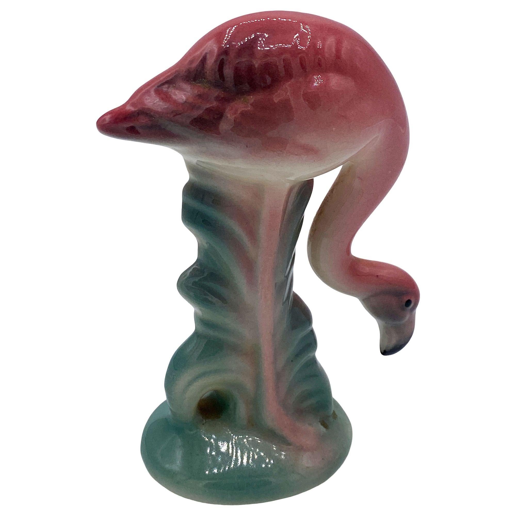 Mini figurines de table assorties en céramique Flamant rose du milieu du siècle Par Brad Keeler Excellent état - En vente à Van Nuys, CA