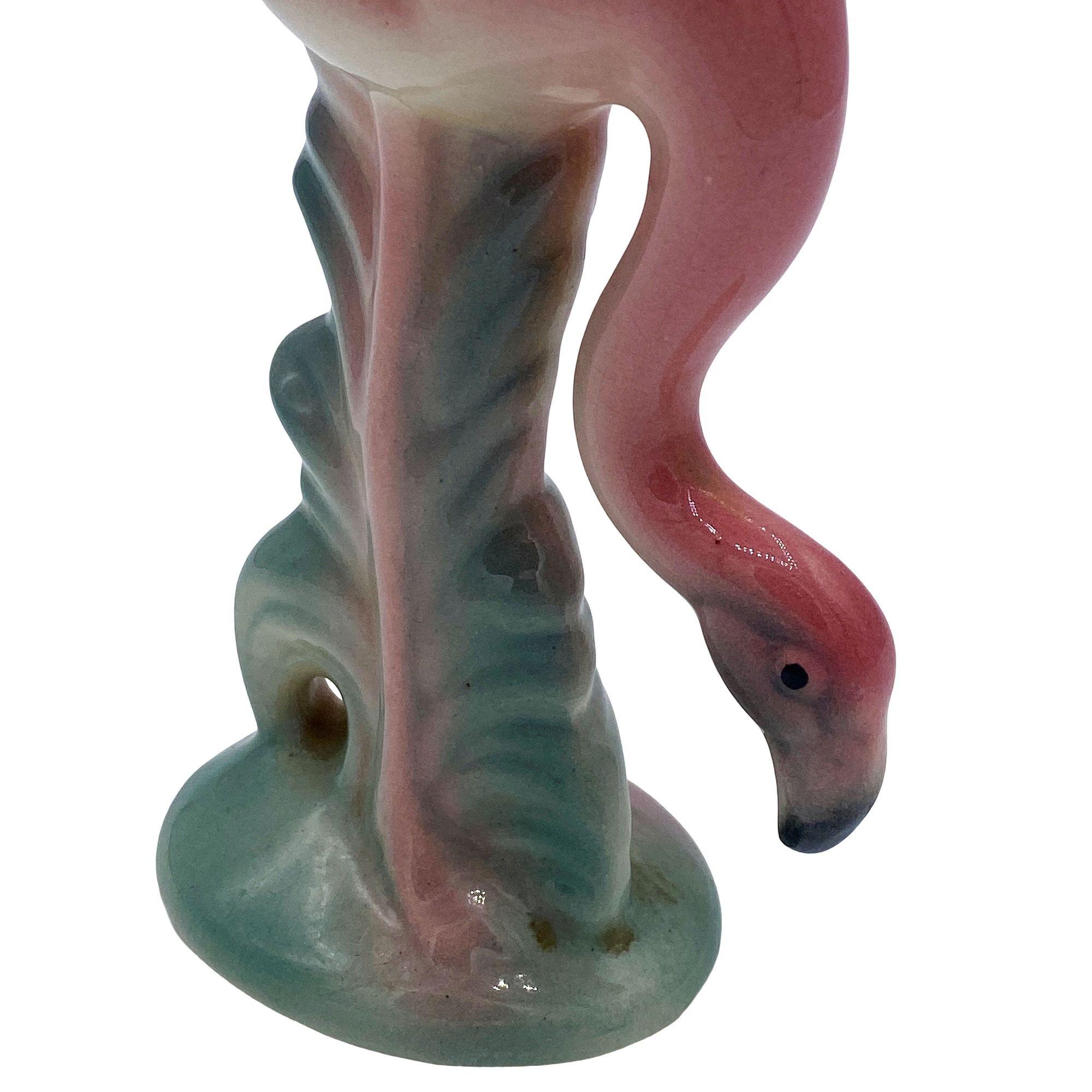 Milieu du XXe siècle Mini figurines de table assorties en céramique Flamant rose du milieu du siècle Par Brad Keeler en vente
