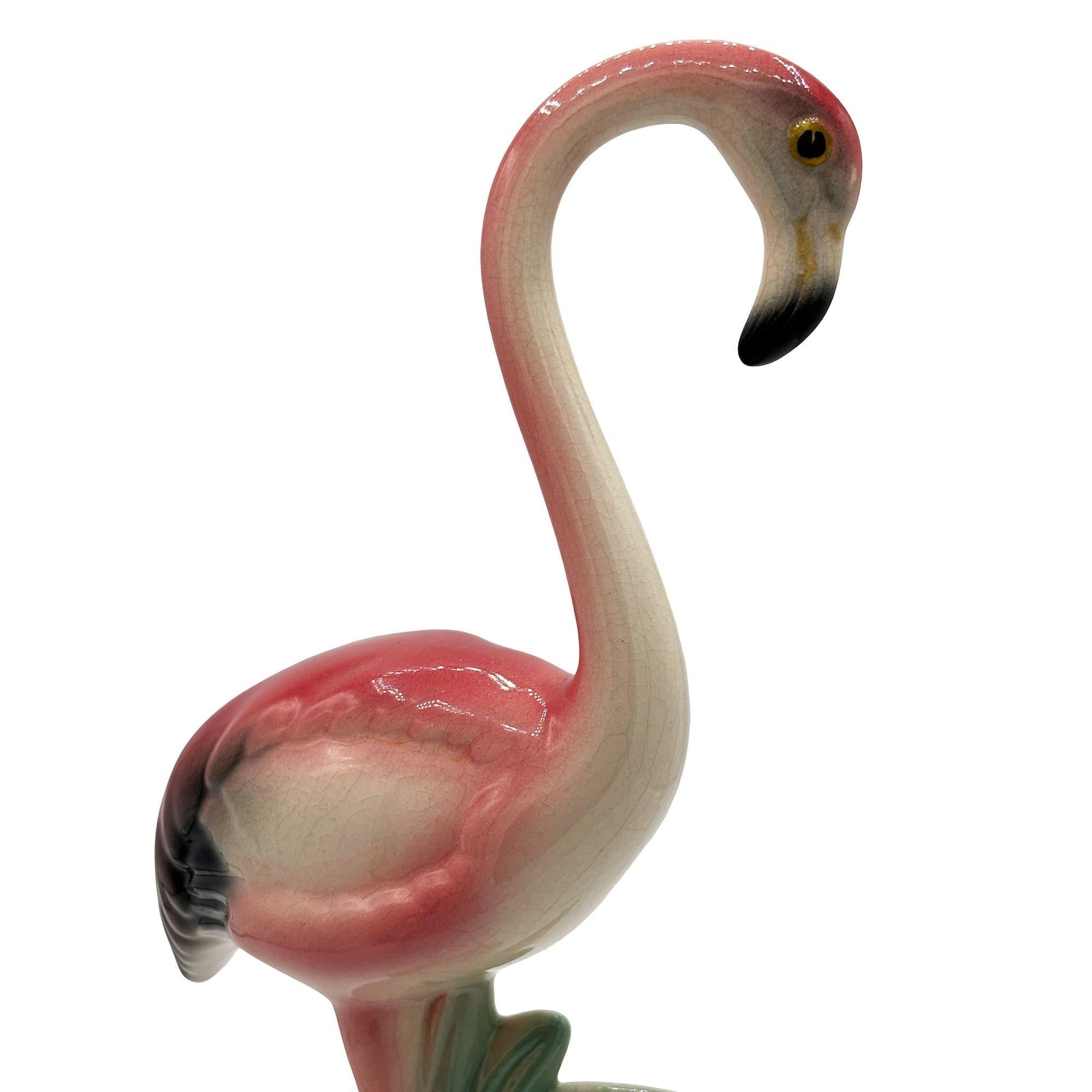 Set de vases de table assortis en céramique Pink Flamingo Mid-century By Brad Kealer en vente 5