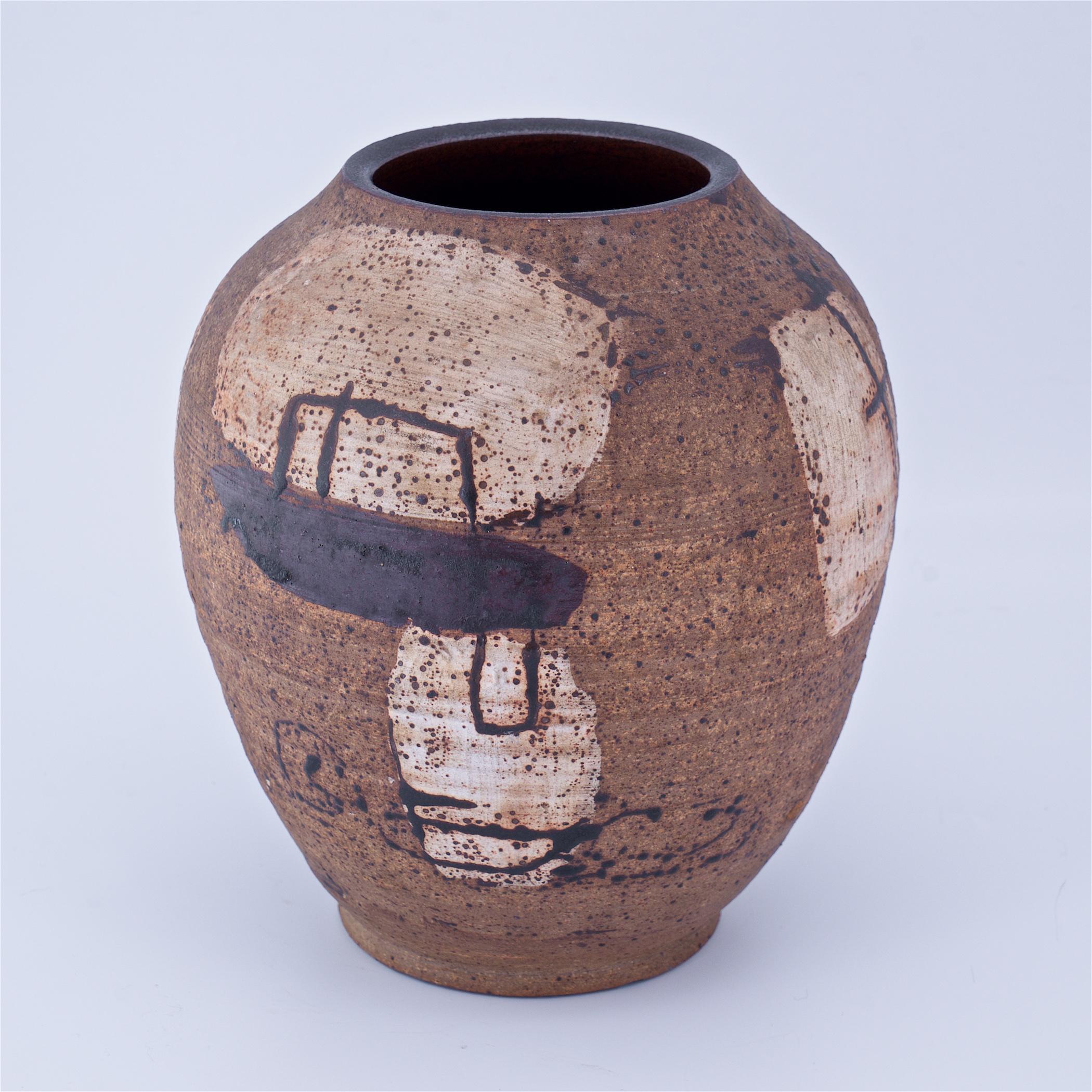 Mid-Century Matt glasierte, primitive, abstrakte Studio-Keramik-Vase (20. Jahrhundert) im Angebot