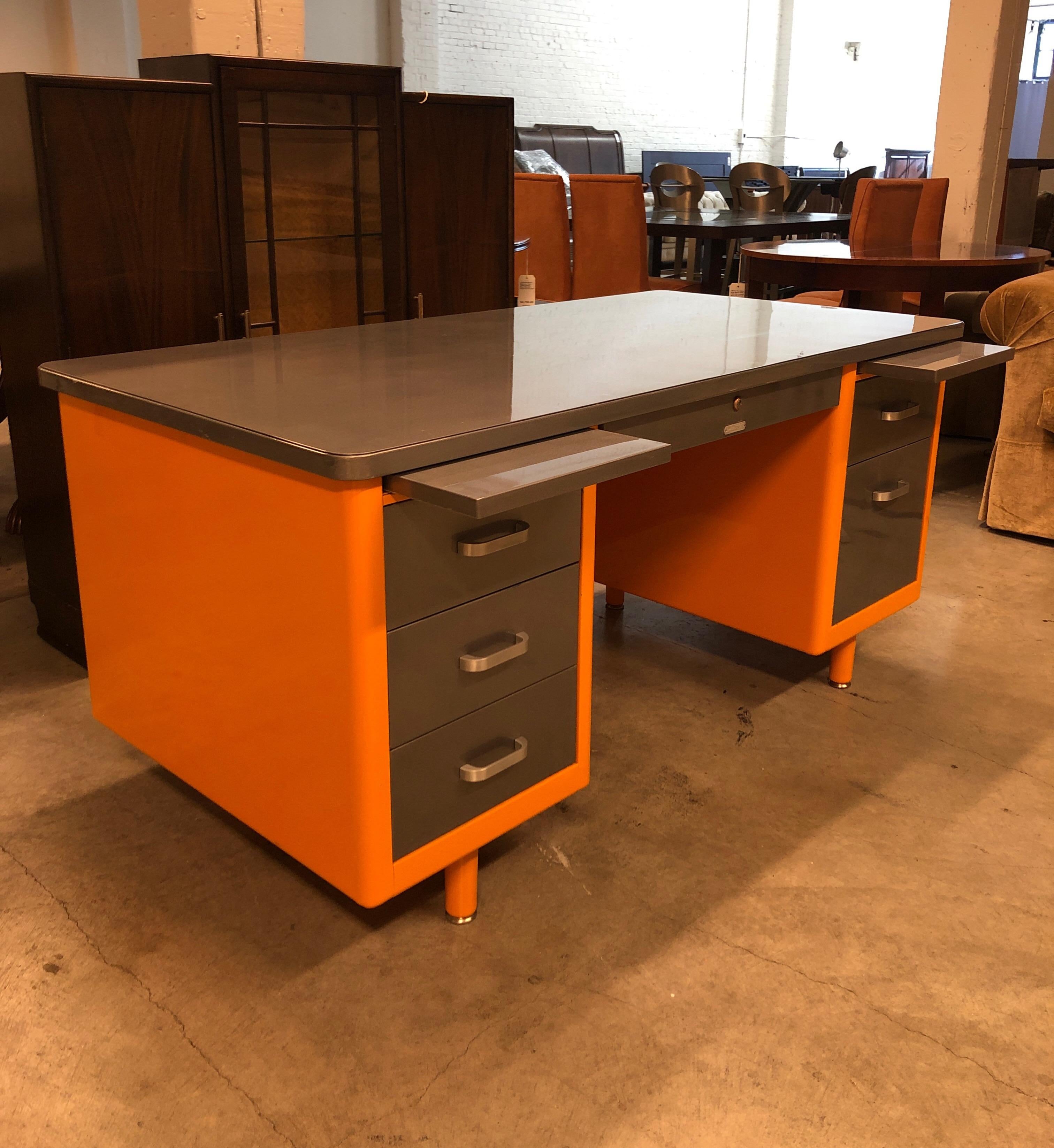 mcdowell and craig tanker desk