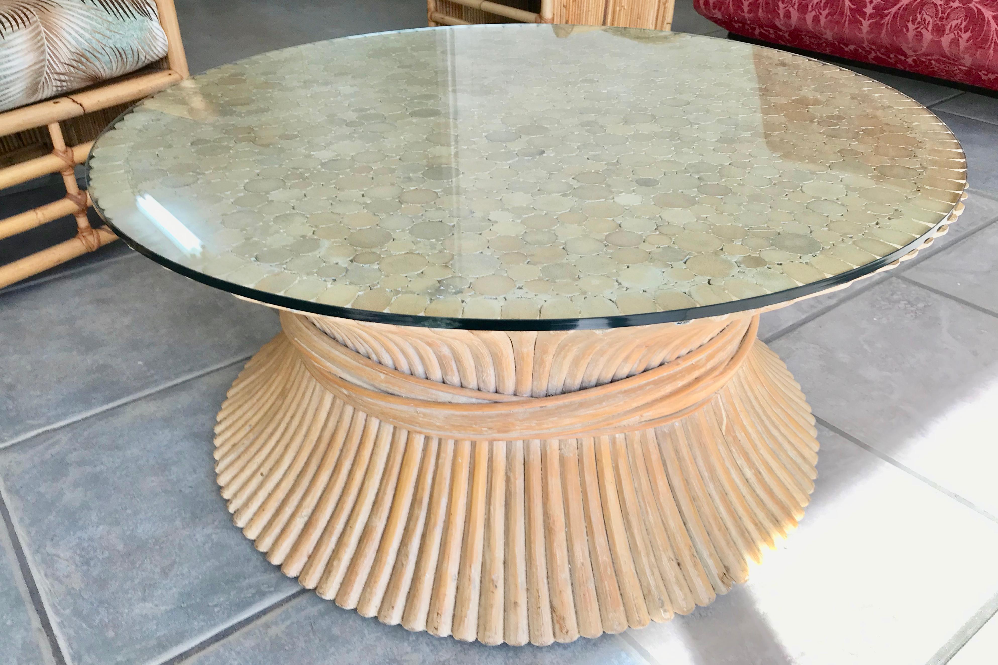 round coffee table.