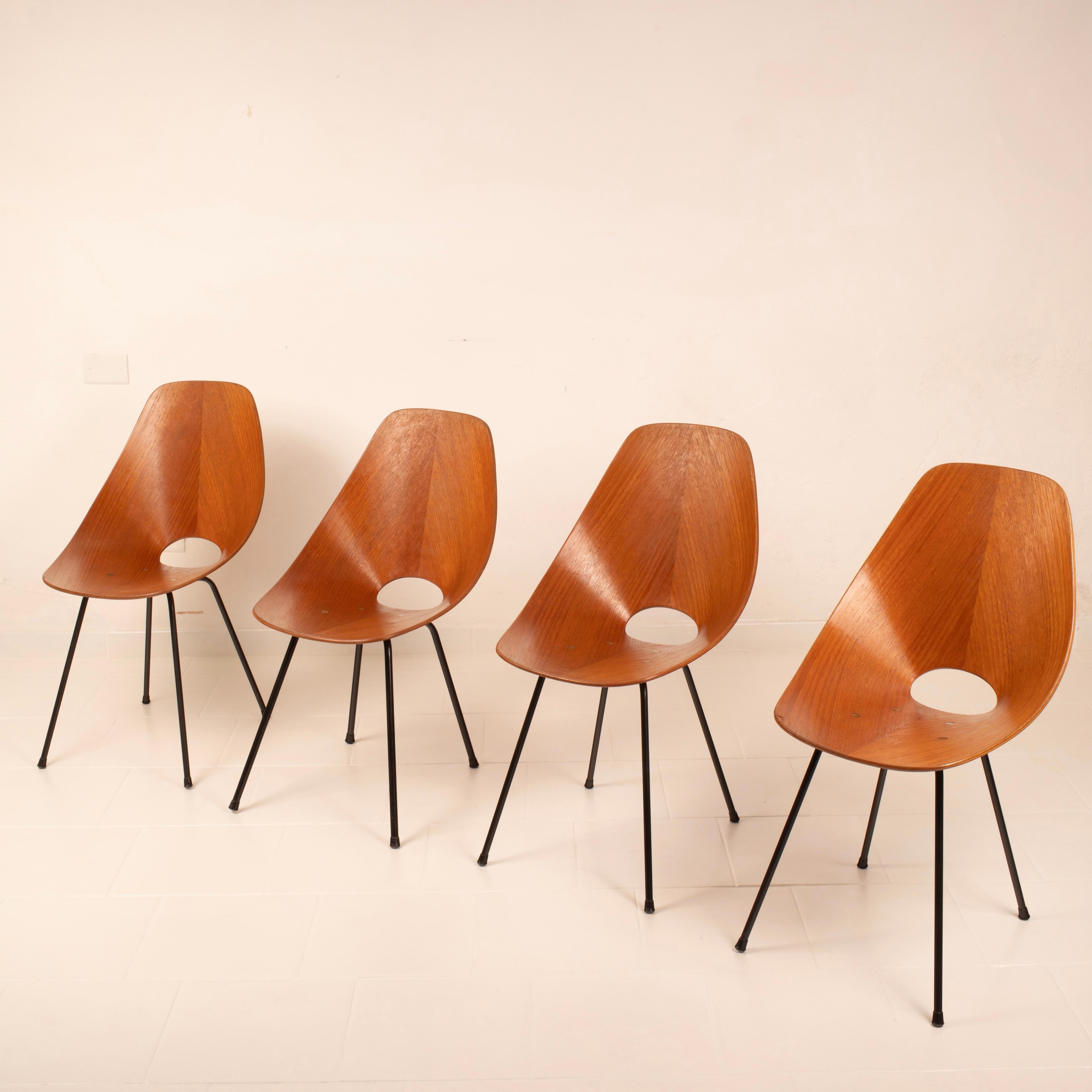 Mid Century Medea Chairs by Vittorio Nobili for Fratelli Tagliabue, 1950s For Sale 4