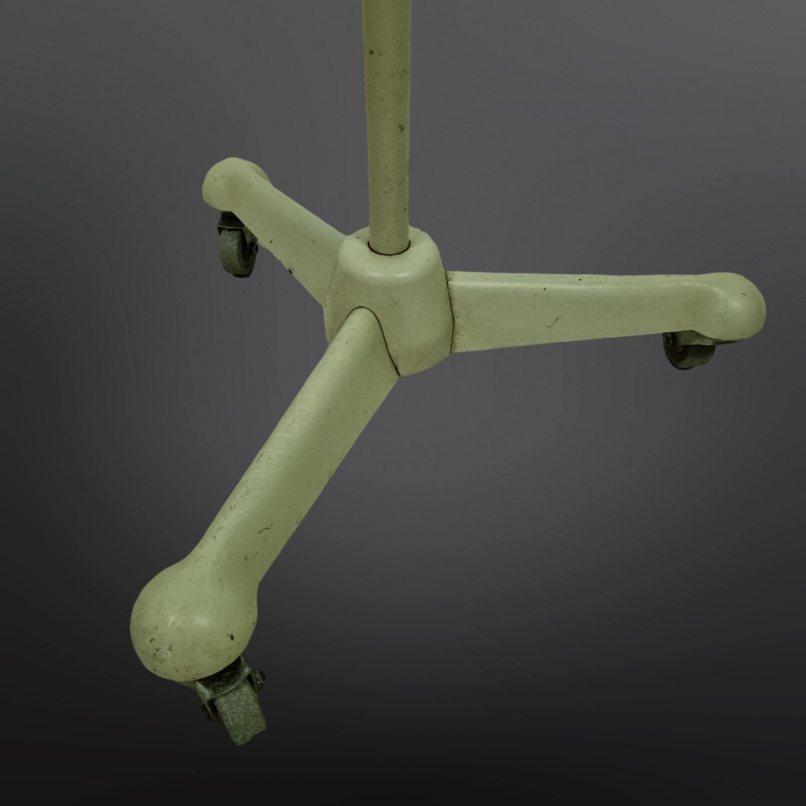 Lampe médicale du milieu du siècle par Hala Zeist, Pays-Bas années 1960 en vente 2