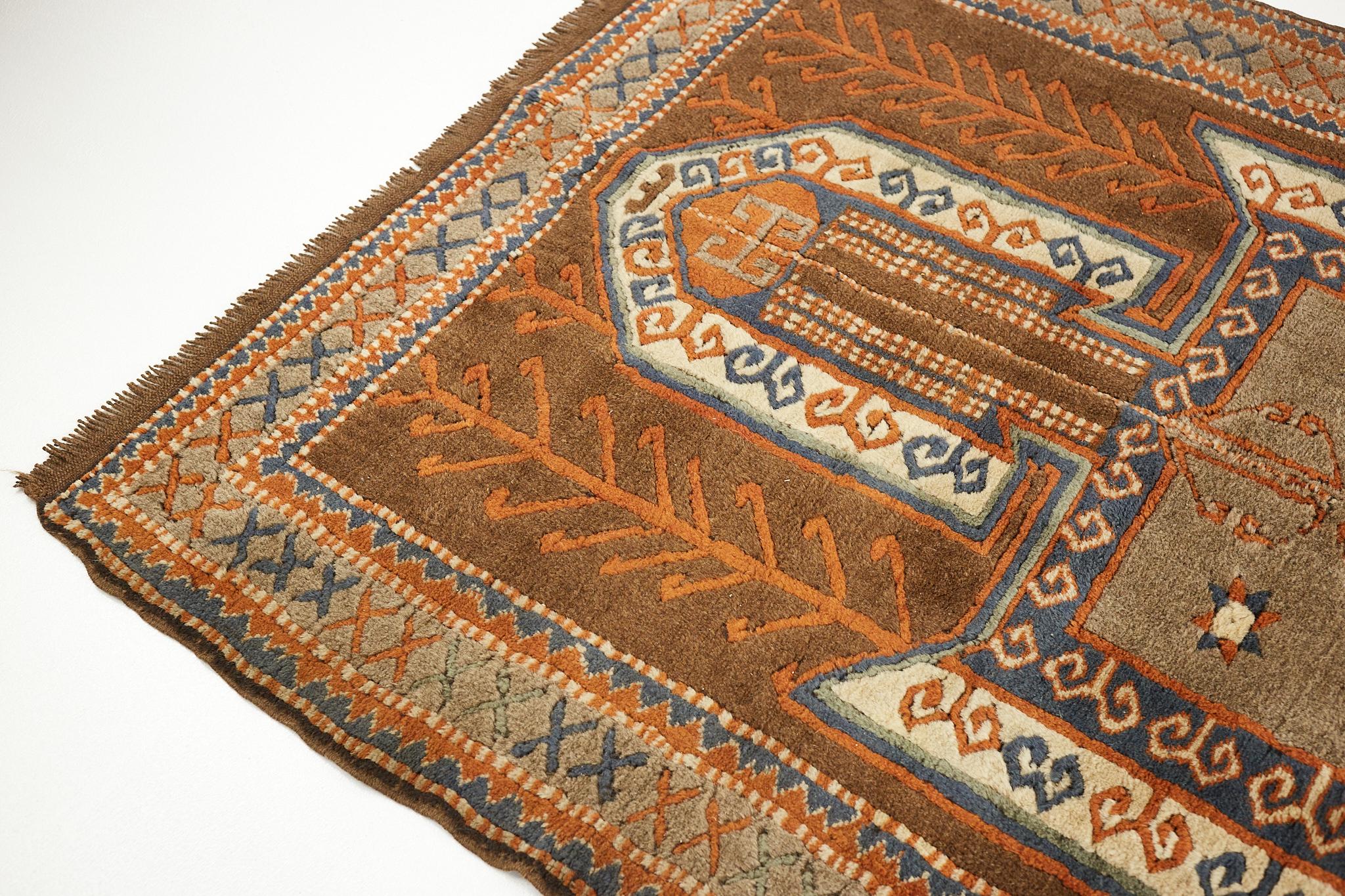 medium pile rug